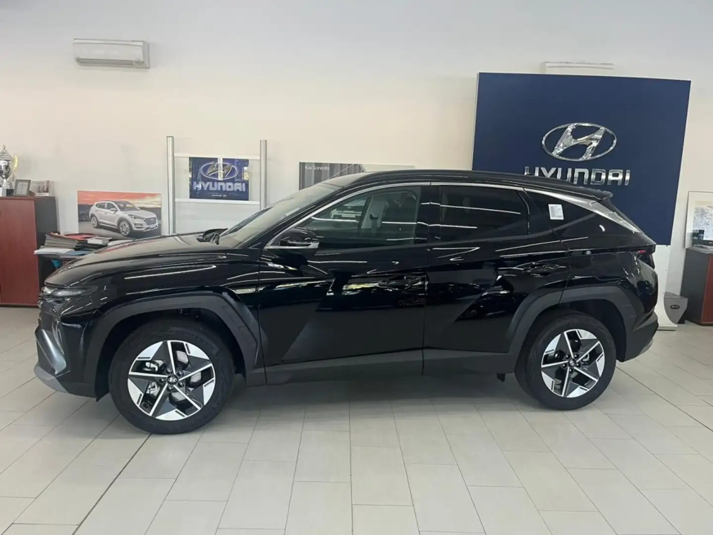 Hyundai TUCSON 1.6 HEV BUSINNES FULL HYBRID NUOVO MOD 2025 - 1
