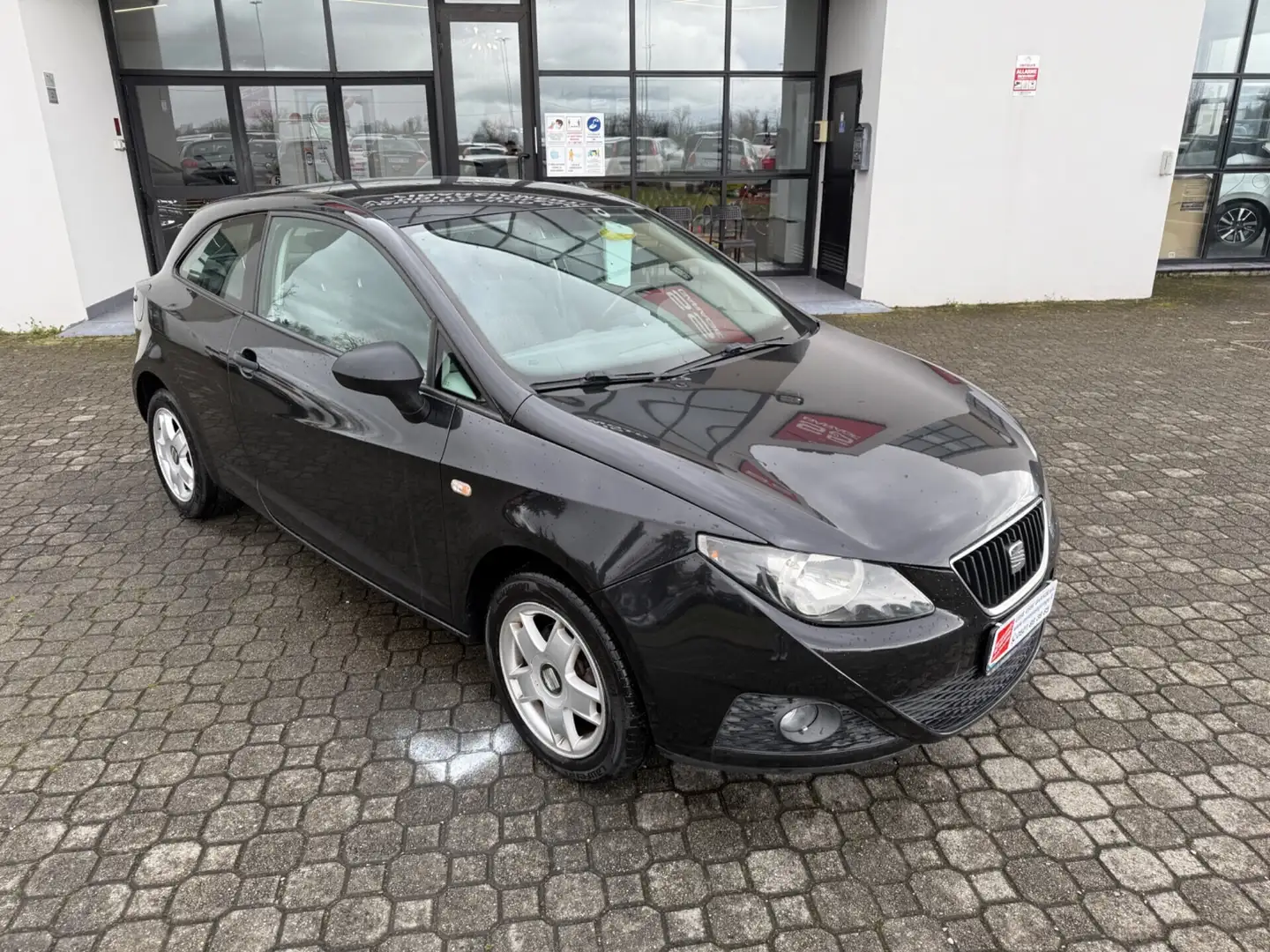 SEAT Ibiza 1.4 TDI 80CV 3p. Special Edition Nero - 2