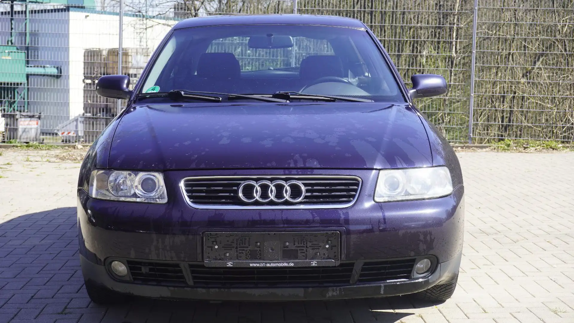 Audi A3 1.9 TDI Ambiente*PANO*NAVI* Bleu - 2