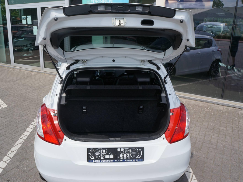 Suzuki Swift Swift 1.2i GL JnJoy **12M Garantie** — photo 4