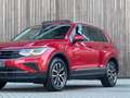 Volkswagen Tiguan 1.4 TSI eHybrid Highline |Pano|Trekhaak| Rood - thumbnail 3