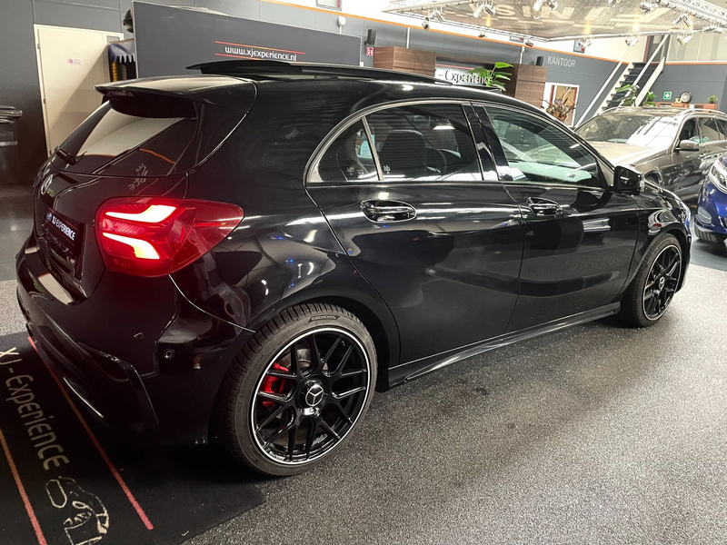 Mercedes-Benz A 180 Business Solution AMG PANO NAVI — photo 6