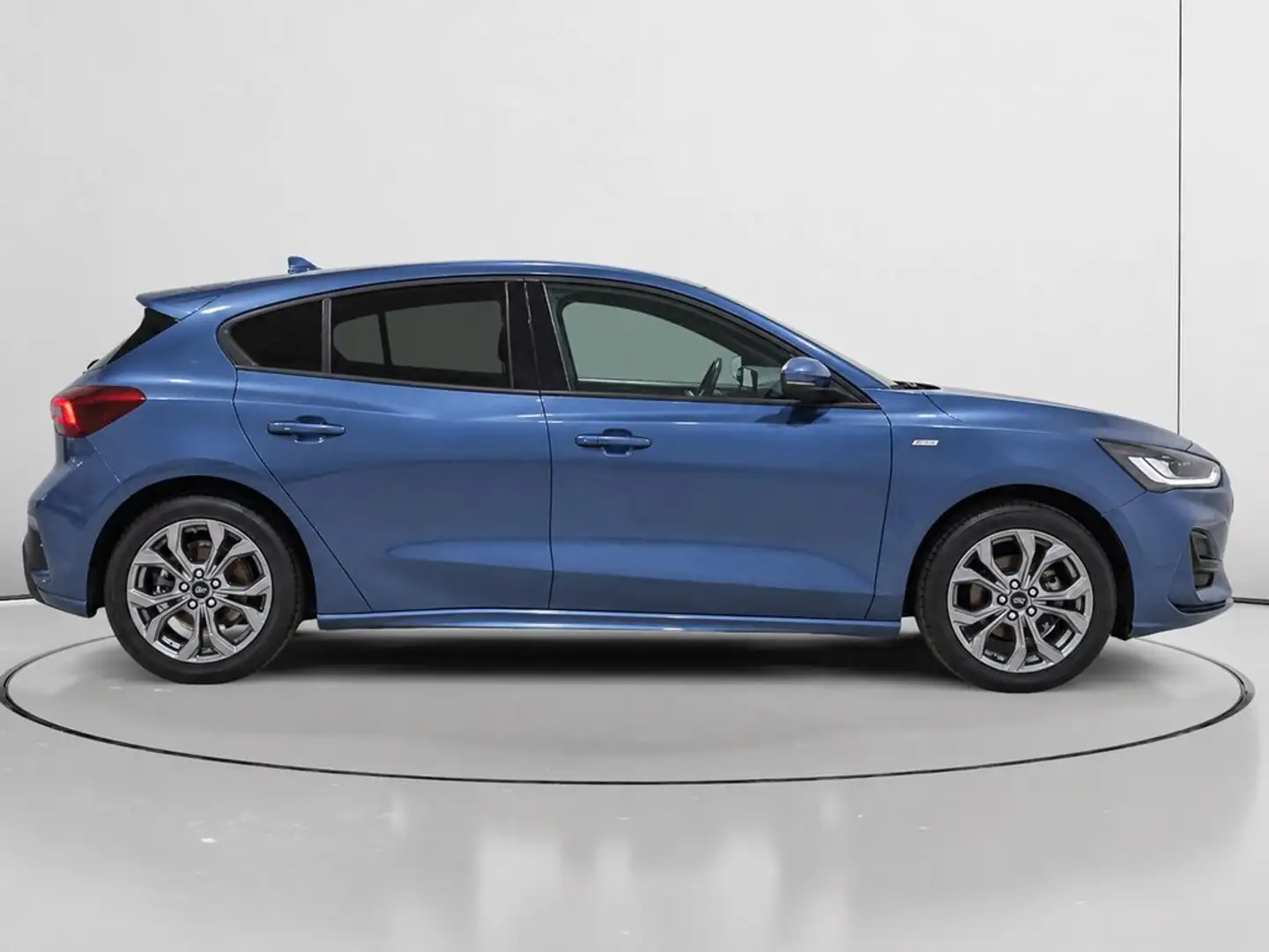 Ford Focus 1.0 Ecoboost MHEV ST-Line 125 Azul - 2