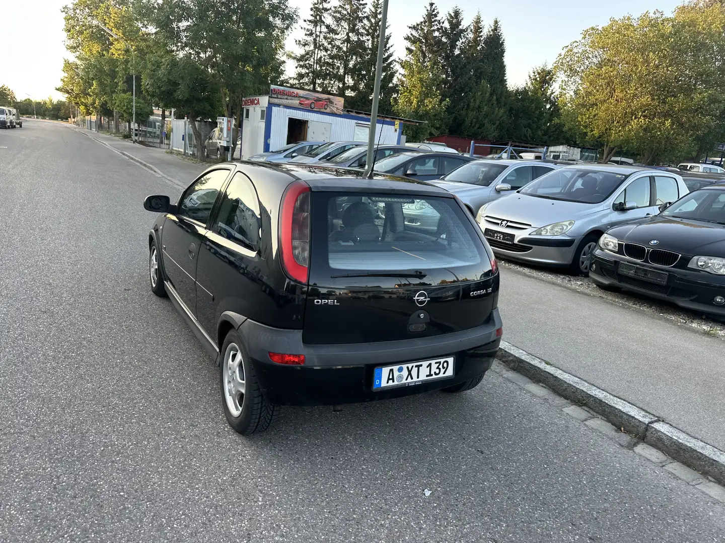 Opel Corsa Basis - 1