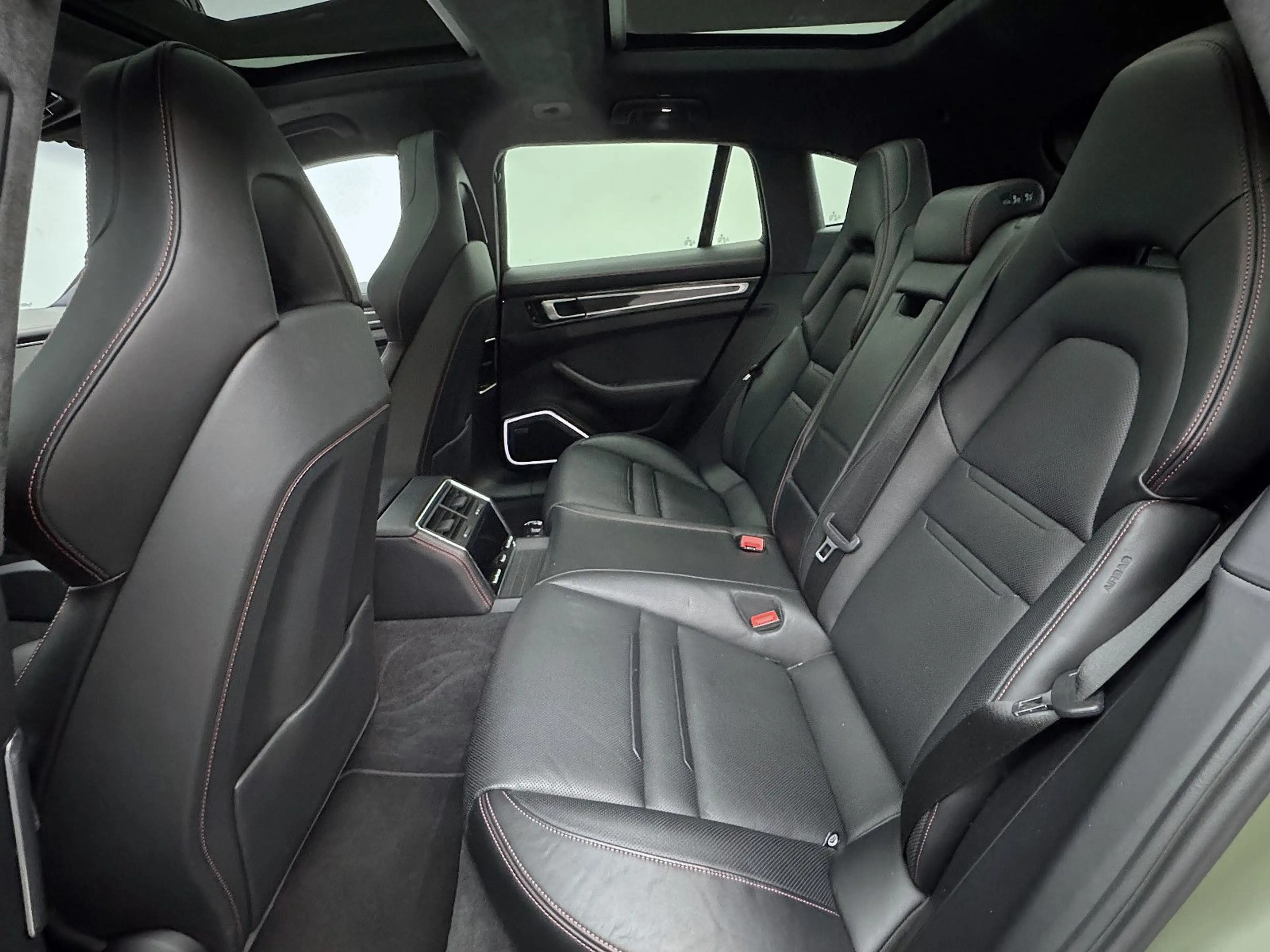 Porsche Panamera Sport Turismo GTS HGP Stage 2*Pano*KAM* — photo 8