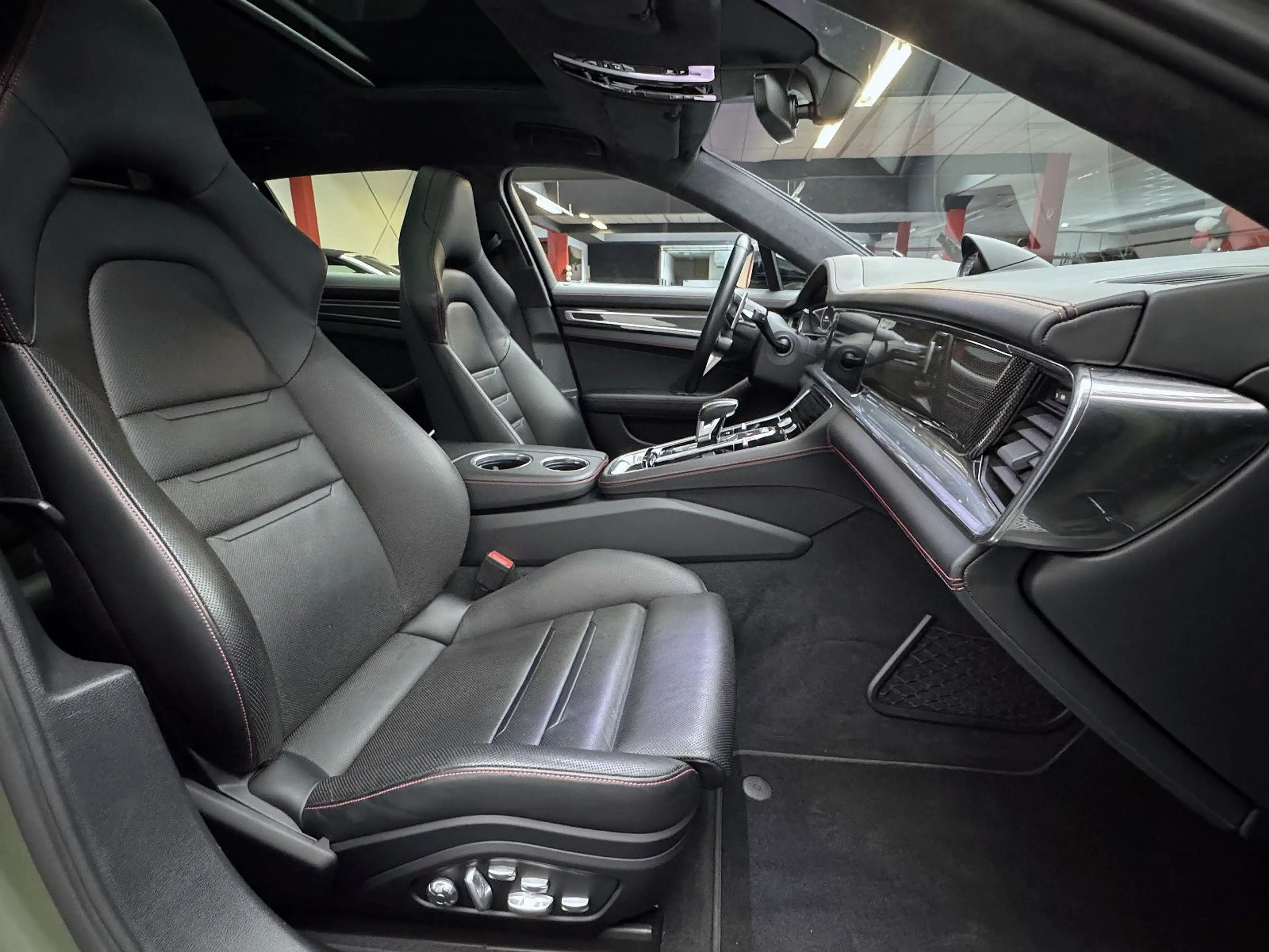 Porsche Panamera Sport Turismo GTS HGP Stage 2*Pano*KAM* — photo 7