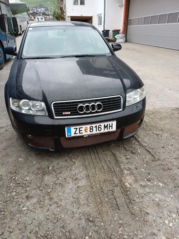 Audi A4 2,5 TDI quattro, foto 7