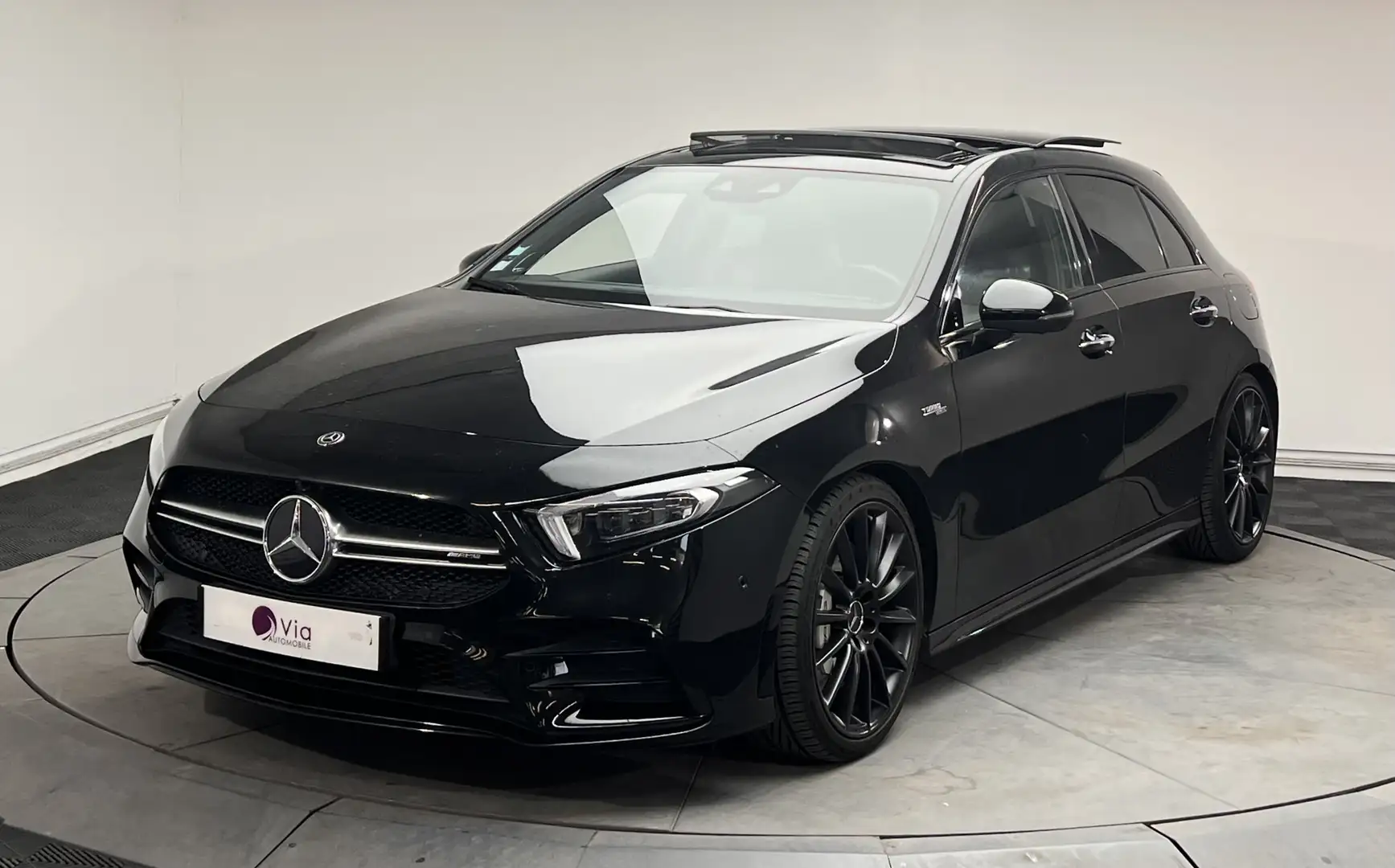 Mercedes-Benz A 35 AMG 35 Mercedes-AMG 7G-DCT Speedshift AMG 4Matic Schwarz - 1