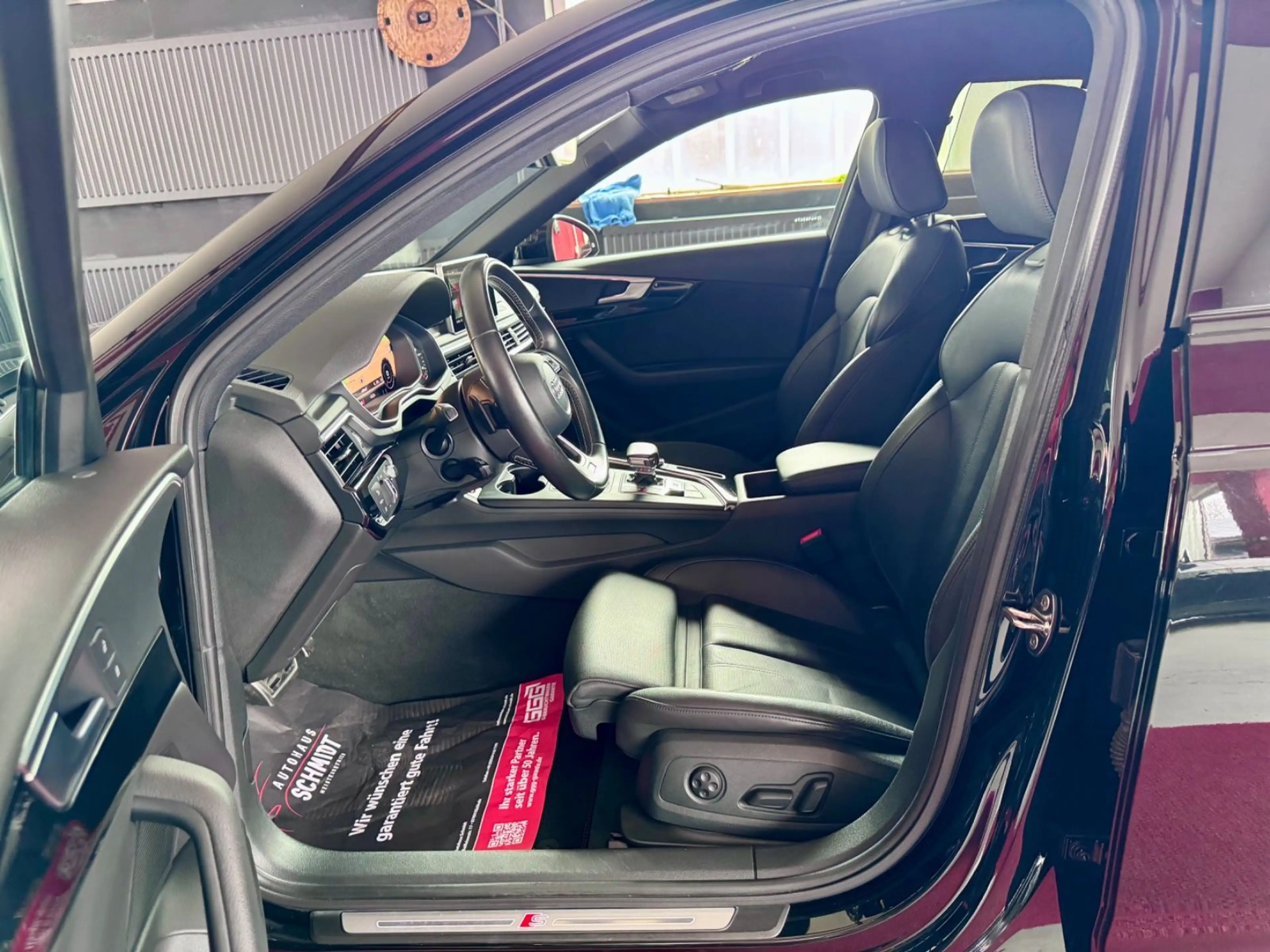 Audi S4 Lim. 3.0TFSI EU ACC 360°B&O Virtual Matrix 19 — photo 10