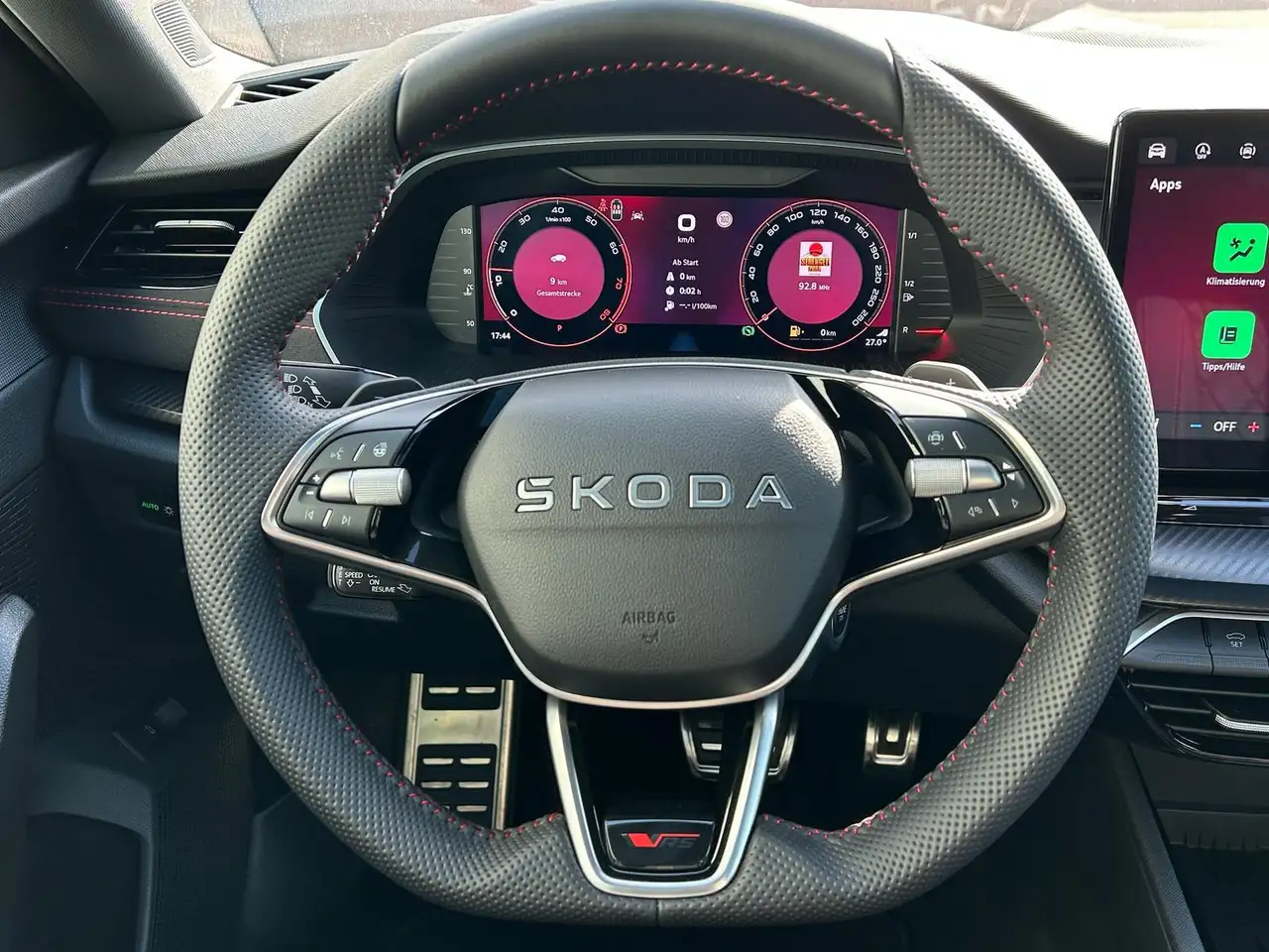 Skoda Octavia 2026 — фото 8