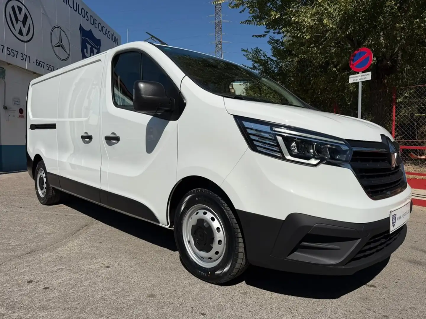 Renault Trafic Furgón L1H1 BluedCi 81kW Blanco - 2