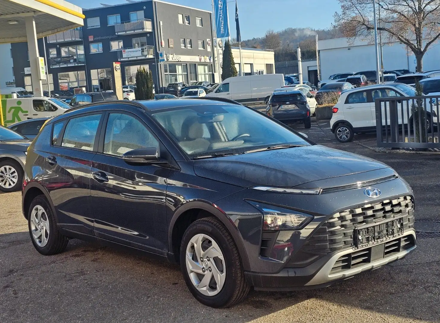 Hyundai BAYON Bayon 1,2 Comfort Grau - 1