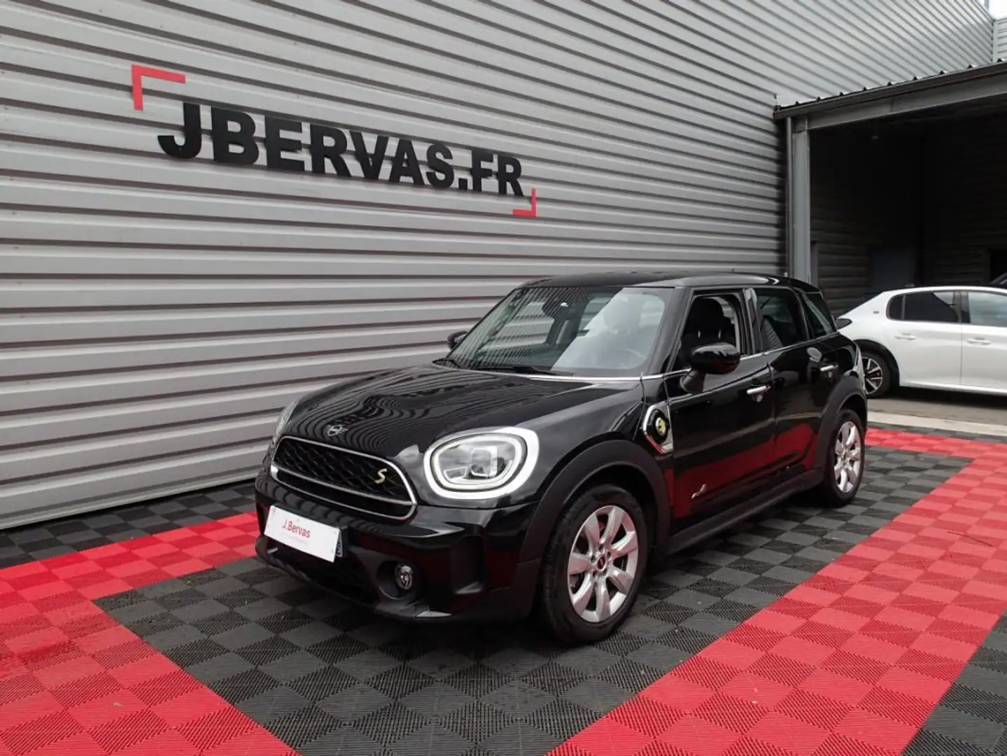 MINI Cooper SE ALL4 125+95ch BVA6 Noir - 1