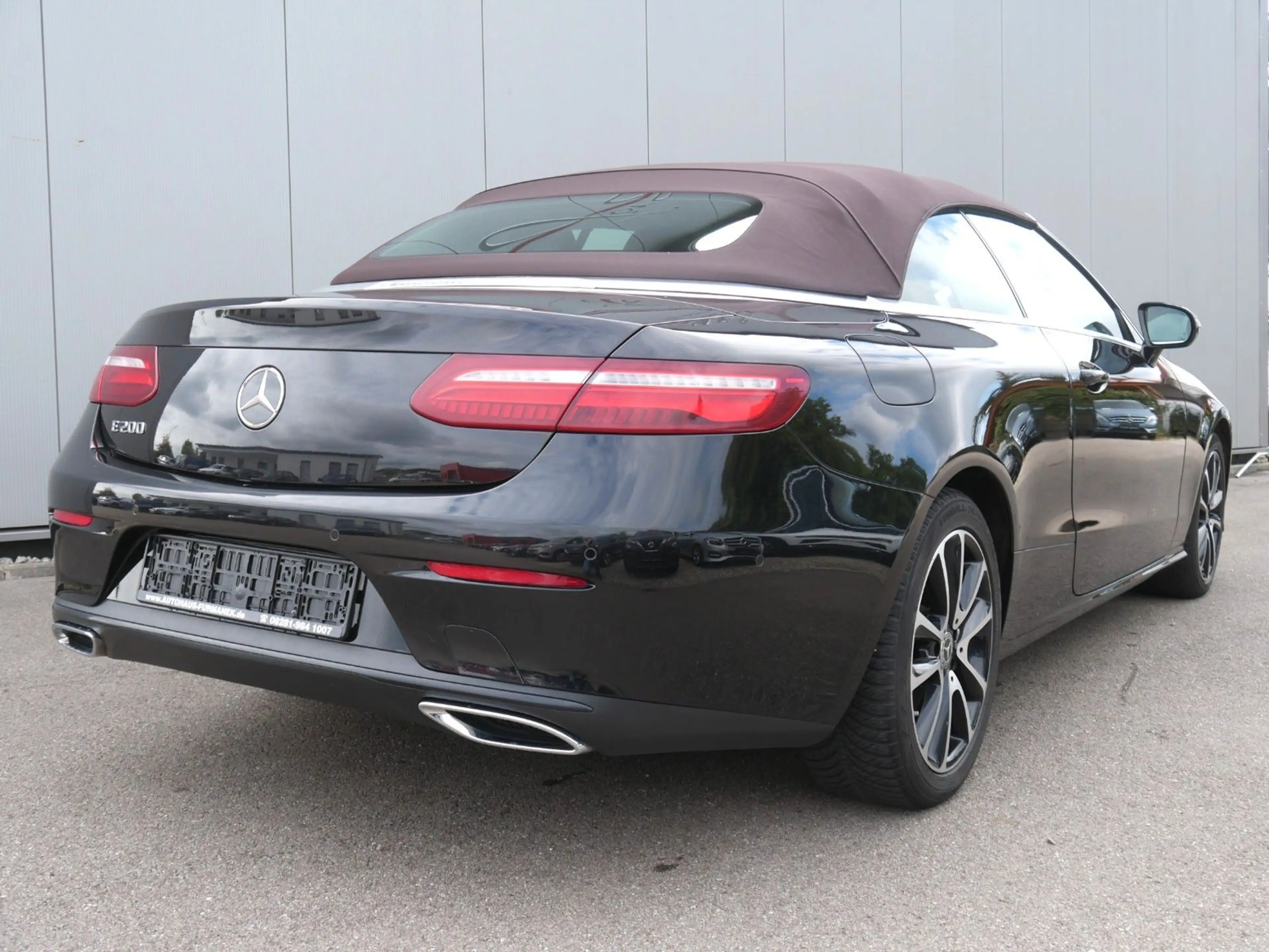 Mercedes-Benz E 200 Cabrio Avantgarde NAVI/LED/PDC/NIGHT — photo 4