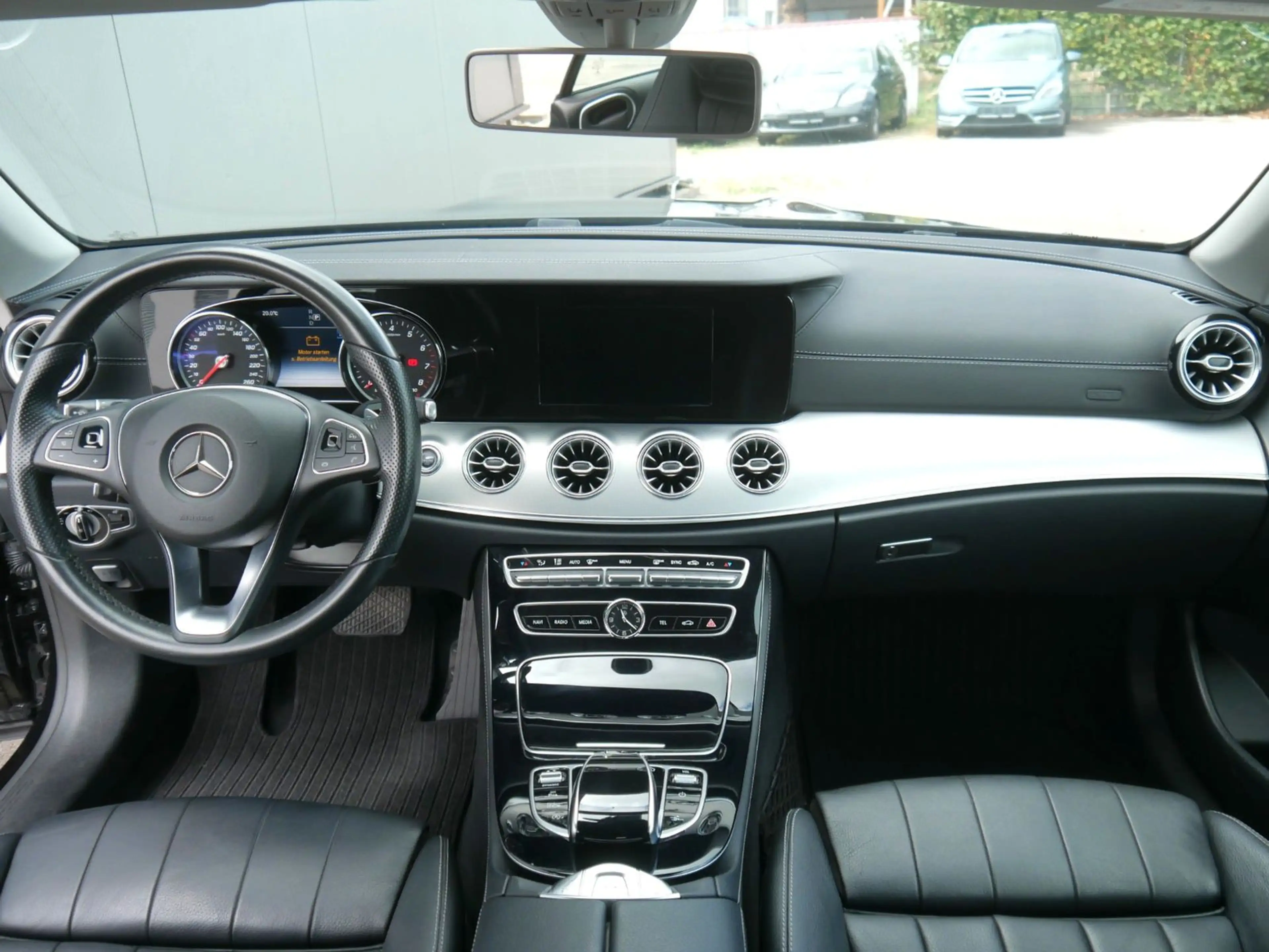 Mercedes-Benz E 200 Cabrio Avantgarde NAVI/LED/PDC/NIGHT — photo 12