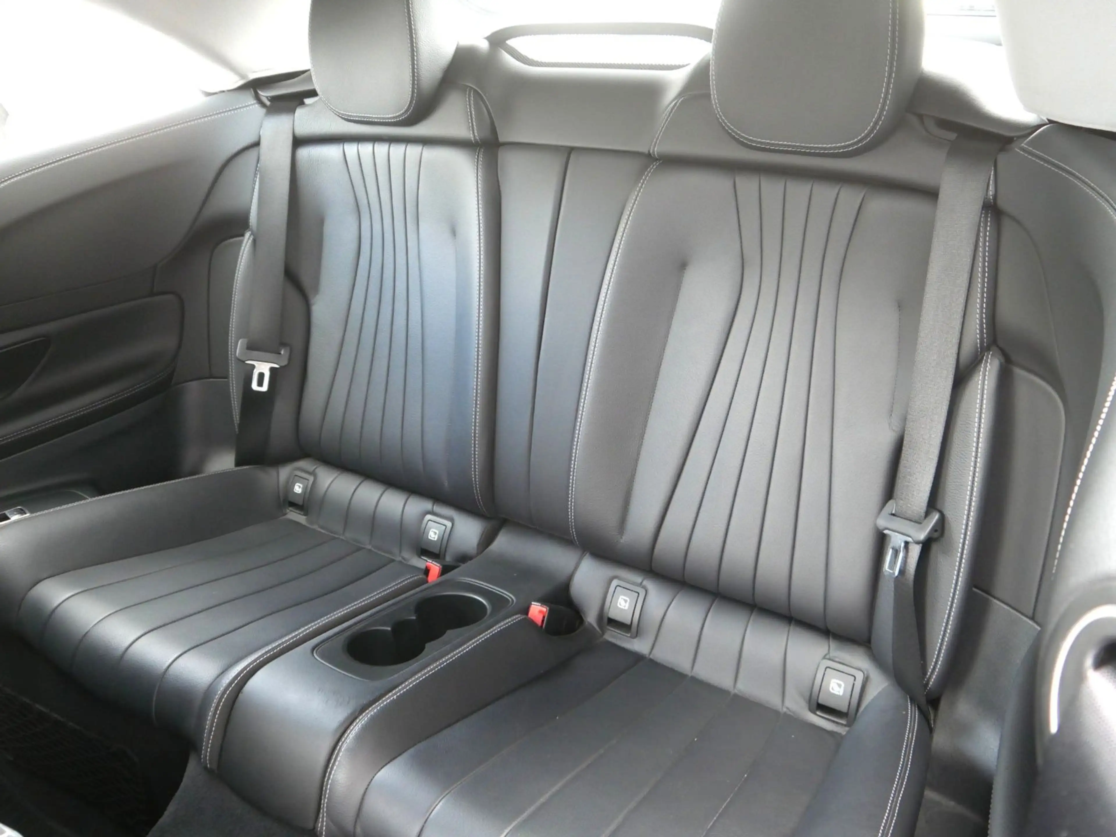 Mercedes-Benz E 200 Cabrio Avantgarde NAVI/LED/PDC/NIGHT — photo 9