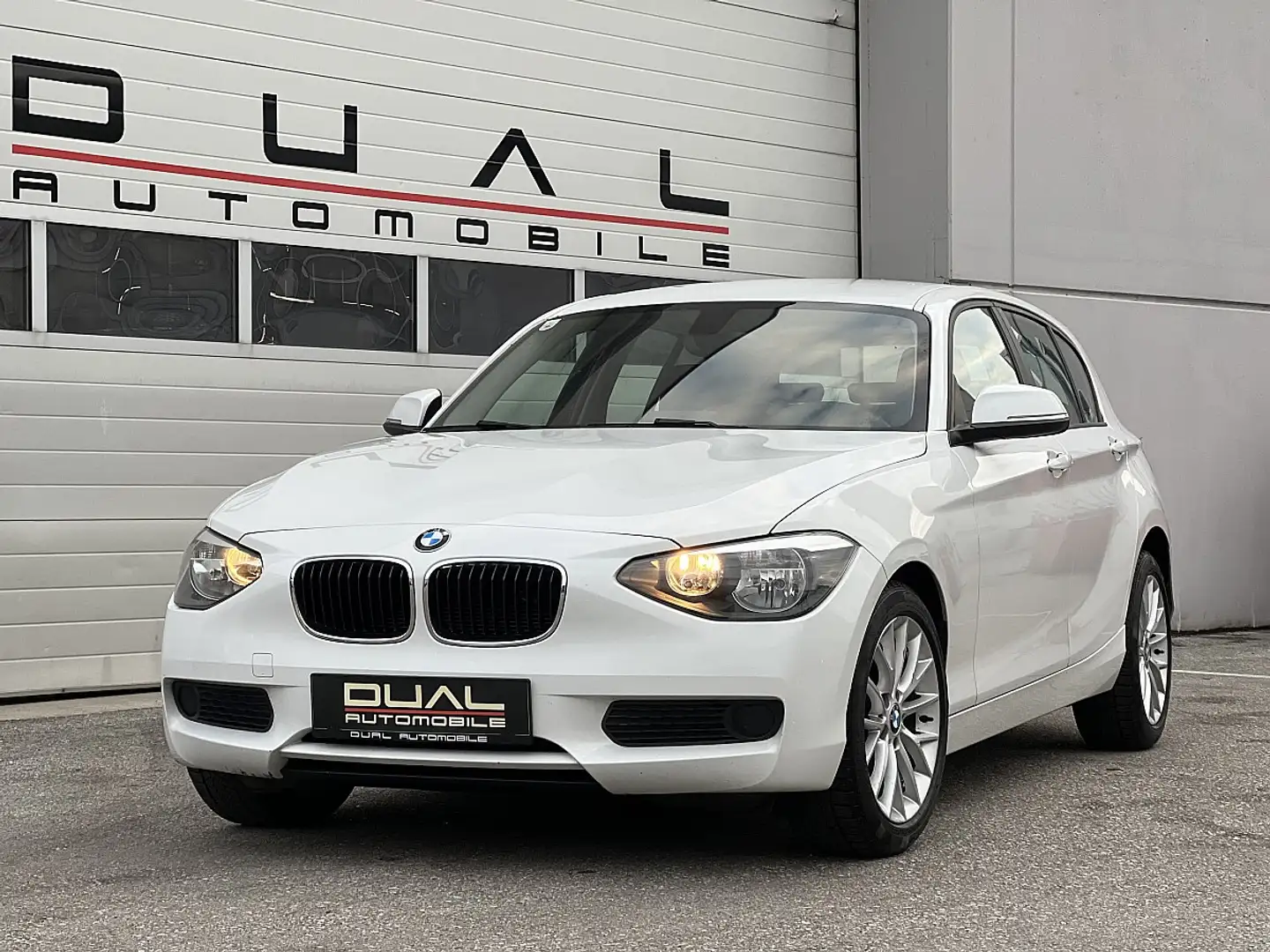 BMW 116 d Aut. Weiß - 1