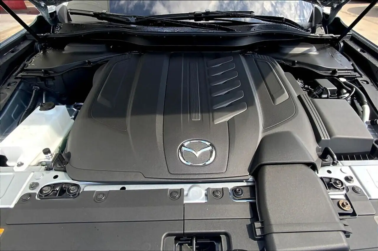 Mazda CX-90 снимка Mazda CX-90