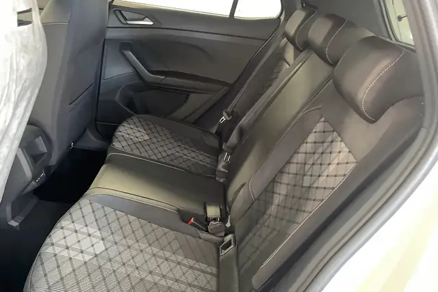 Volkswagen T-Cross view 13