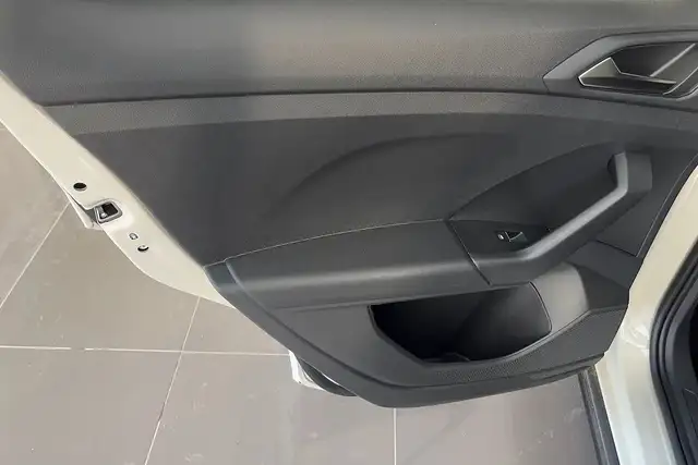 Volkswagen T-Cross view 12