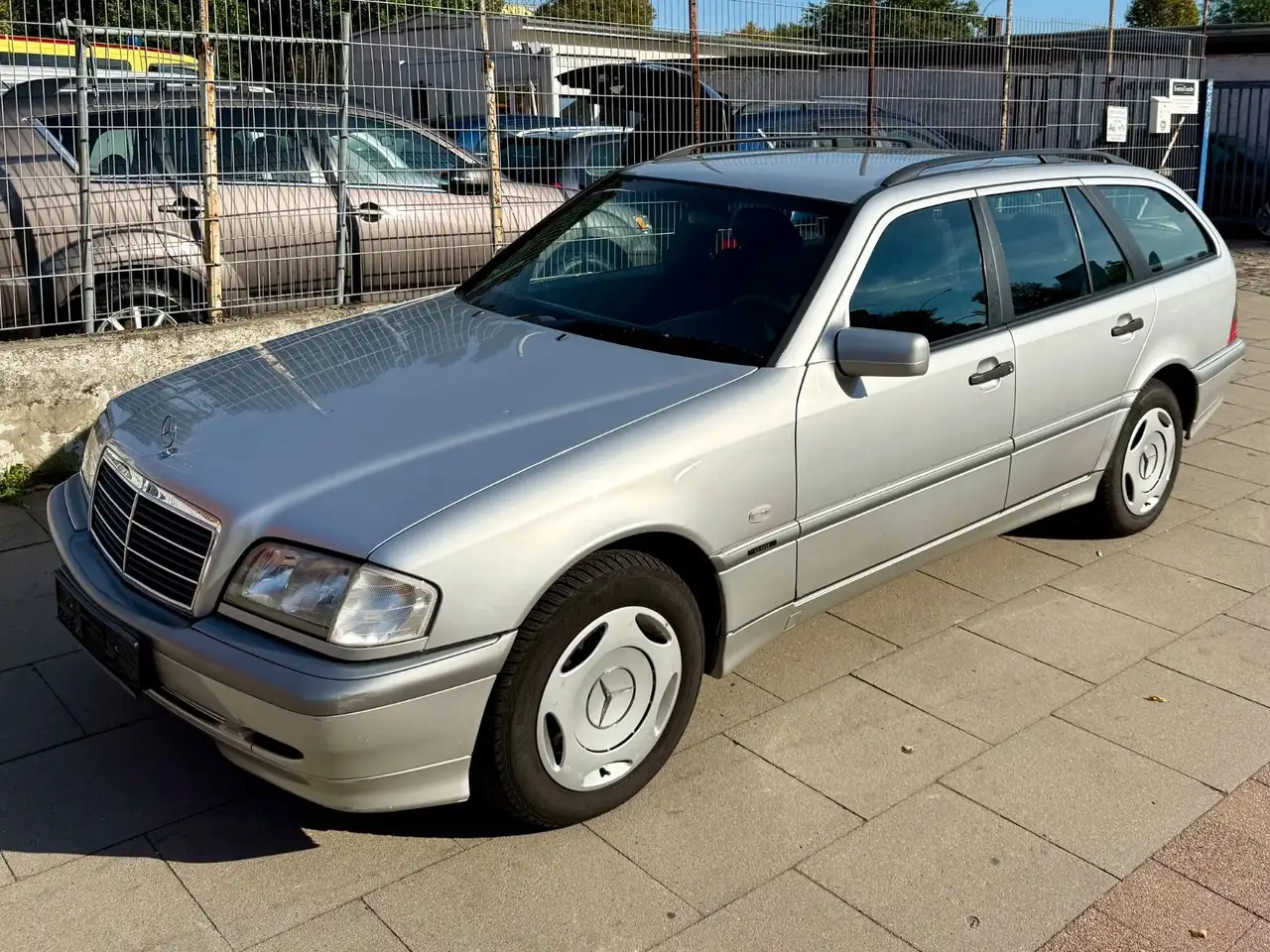 Mercedes-Benz C 180 T * AUTOMATIK * TÜV NEU, foto 2