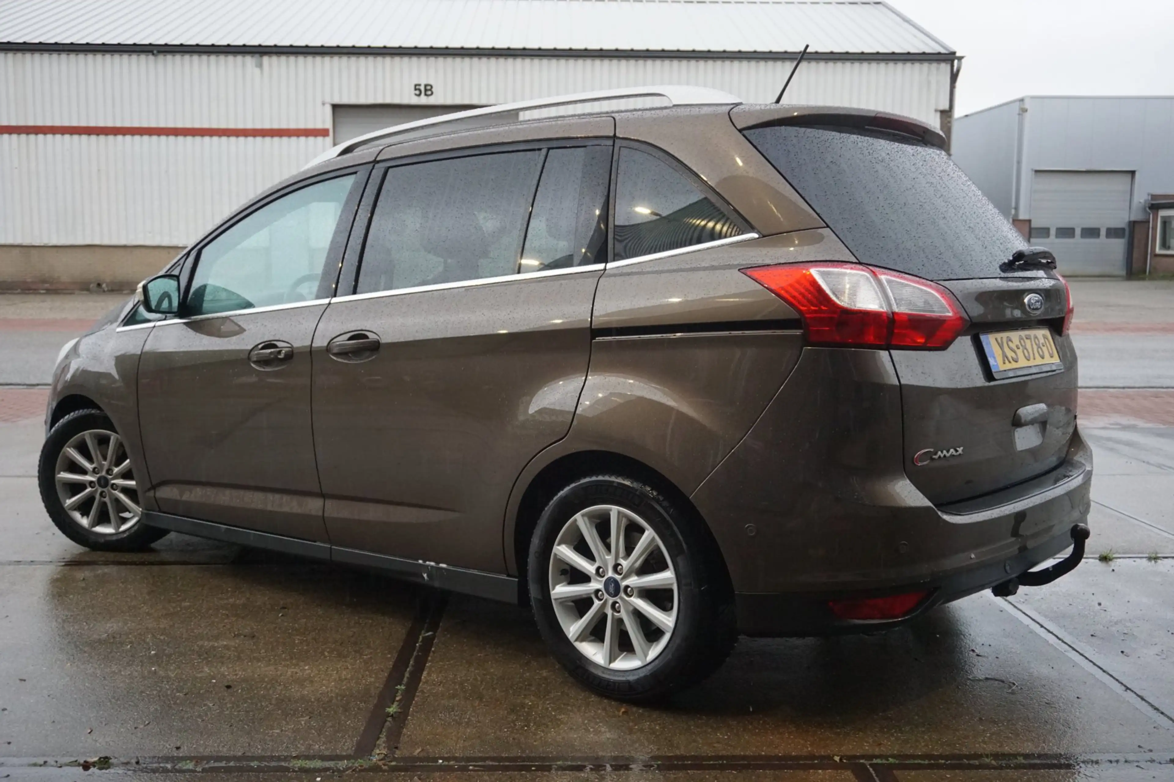 Ford Grand C-Max 1.0 Titanium 7p. *tik in de motor* — photo 23