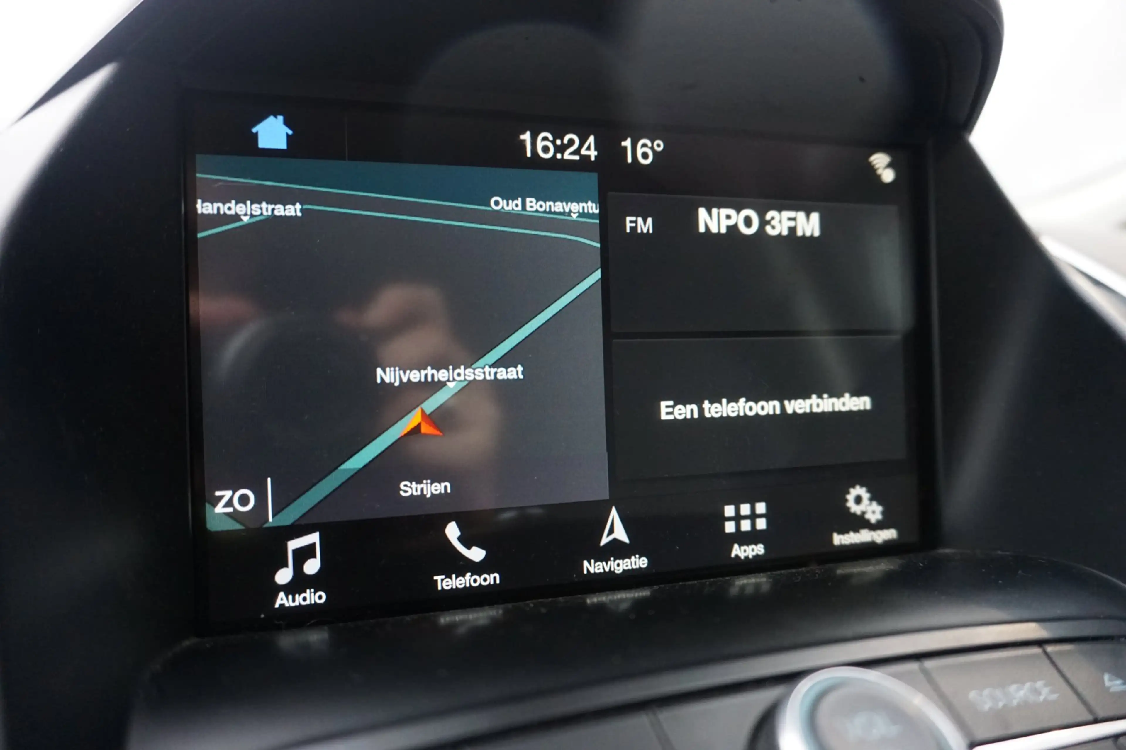 Ford Grand C-Max 1.0 Titanium 7p. *tik in de motor* — photo 11
