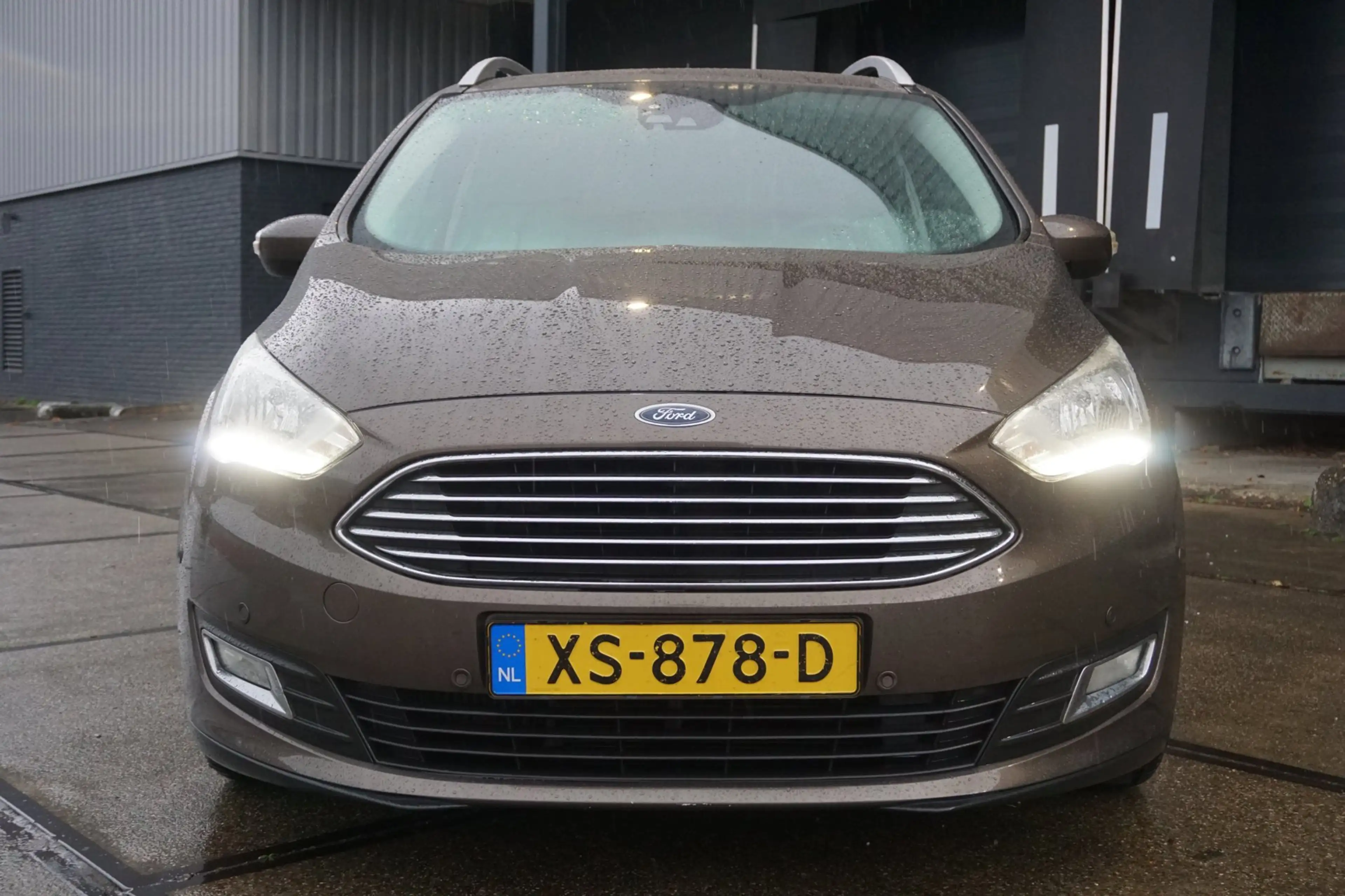 Ford Grand C-Max 1.0 Titanium 7p. *tik in de motor* — photo 24