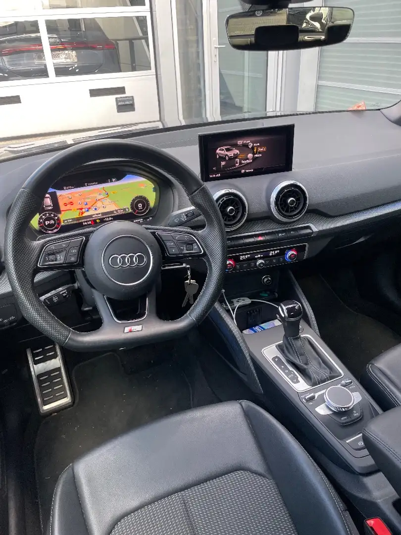 Audi Q2 35 TFSI S Edition 150PK | Trekhaak | Matrix Koplam Bleu - 2