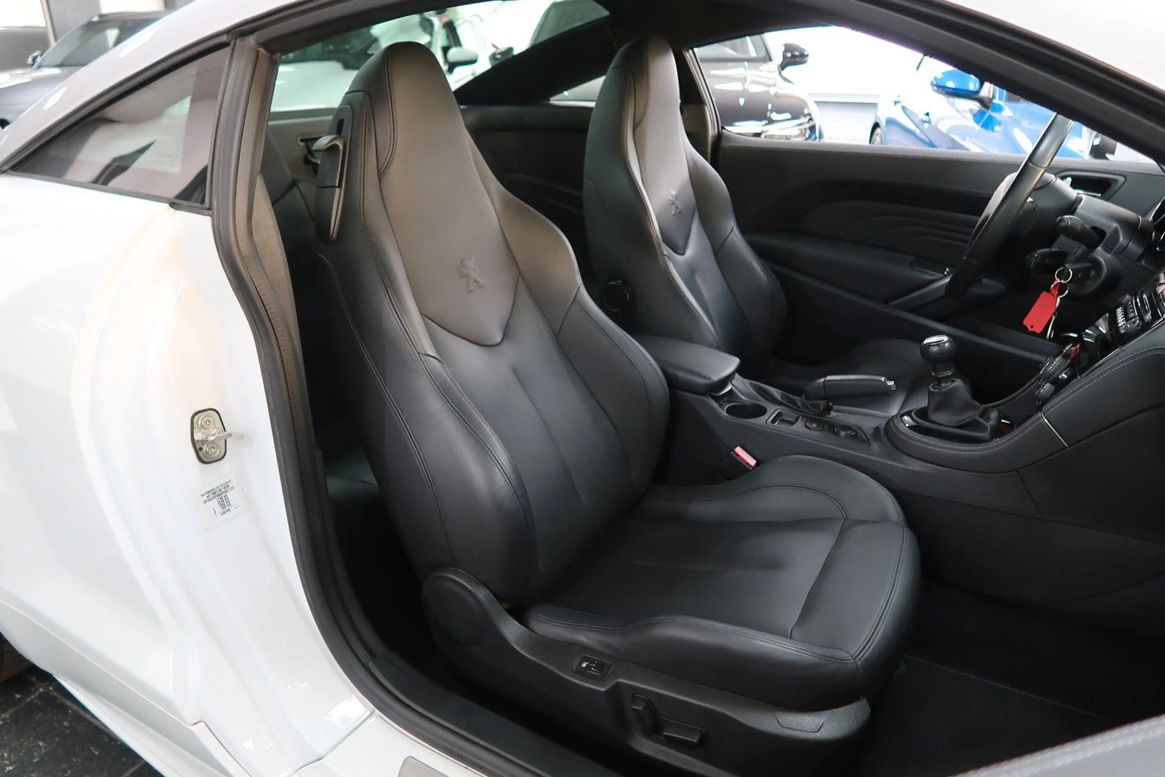 Peugeot RCZ 1.6*Leder*PDC*Xenon*Shz*Klima*1Hand*Scheckhe — photo 14
