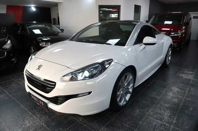 Peugeot RCZ 1.6*Leder*PDC*Xenon*Shz*Klima*1Hand*Scheckhe
