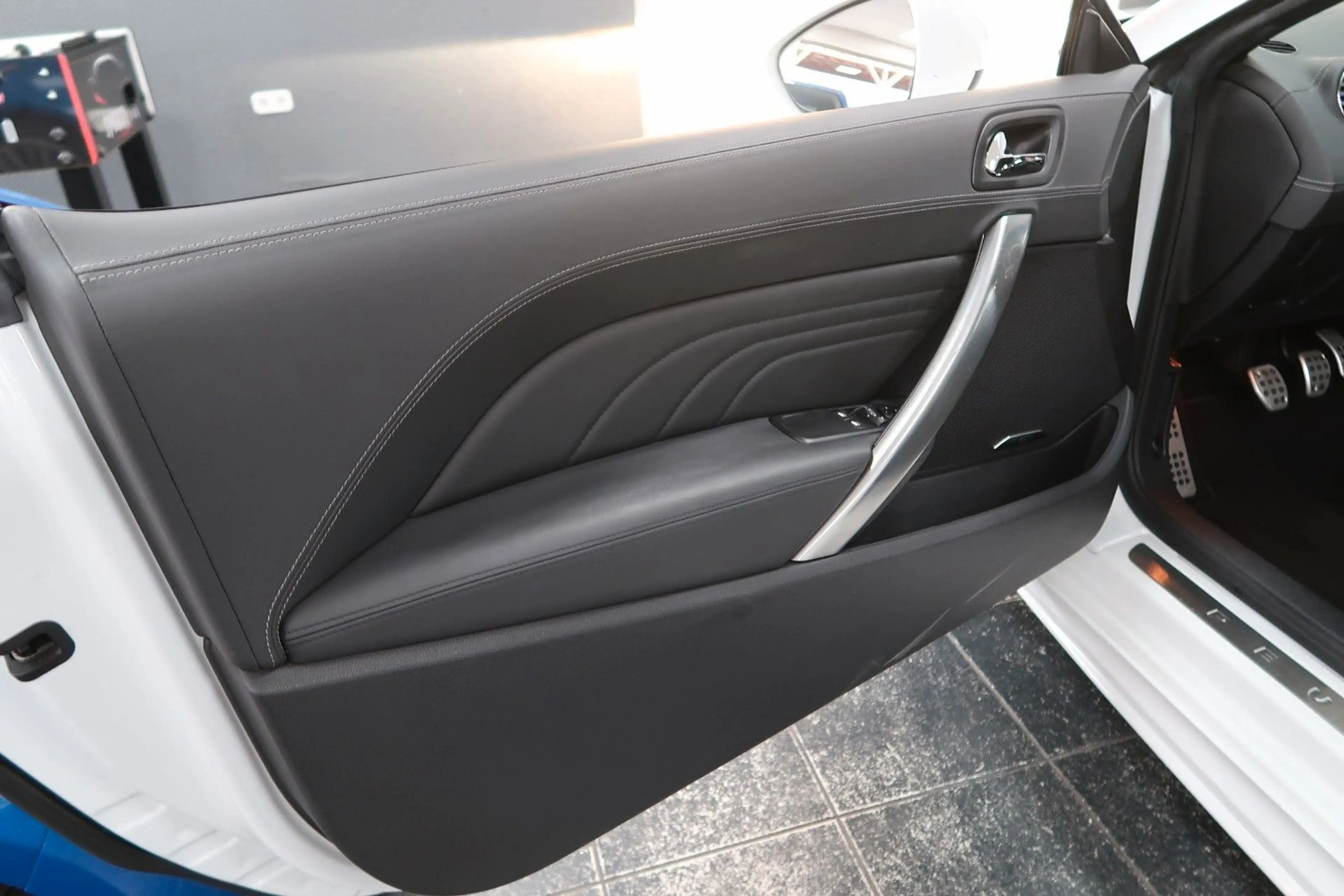 Peugeot RCZ 1.6*Leder*PDC*Xenon*Shz*Klima*1Hand*Scheckhe — photo 8