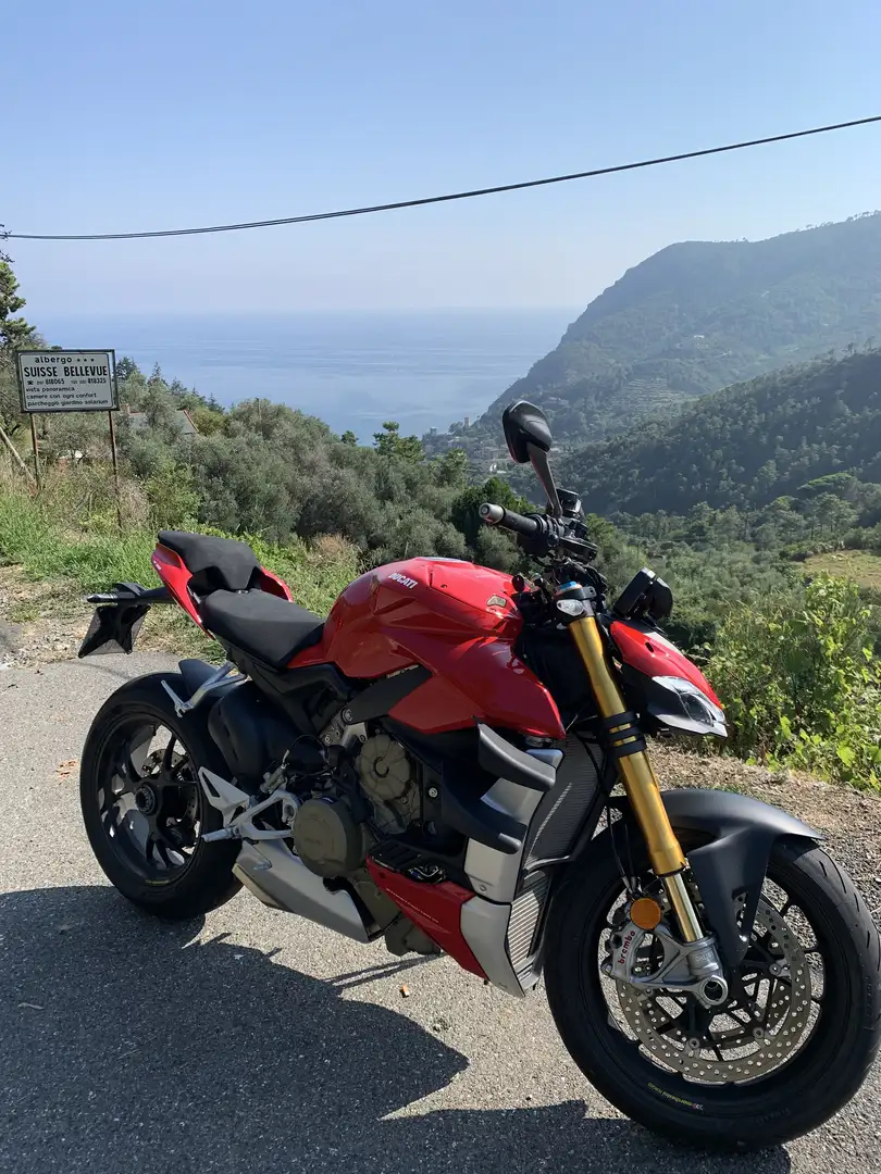 Ducati Streetfighter V4S - 1