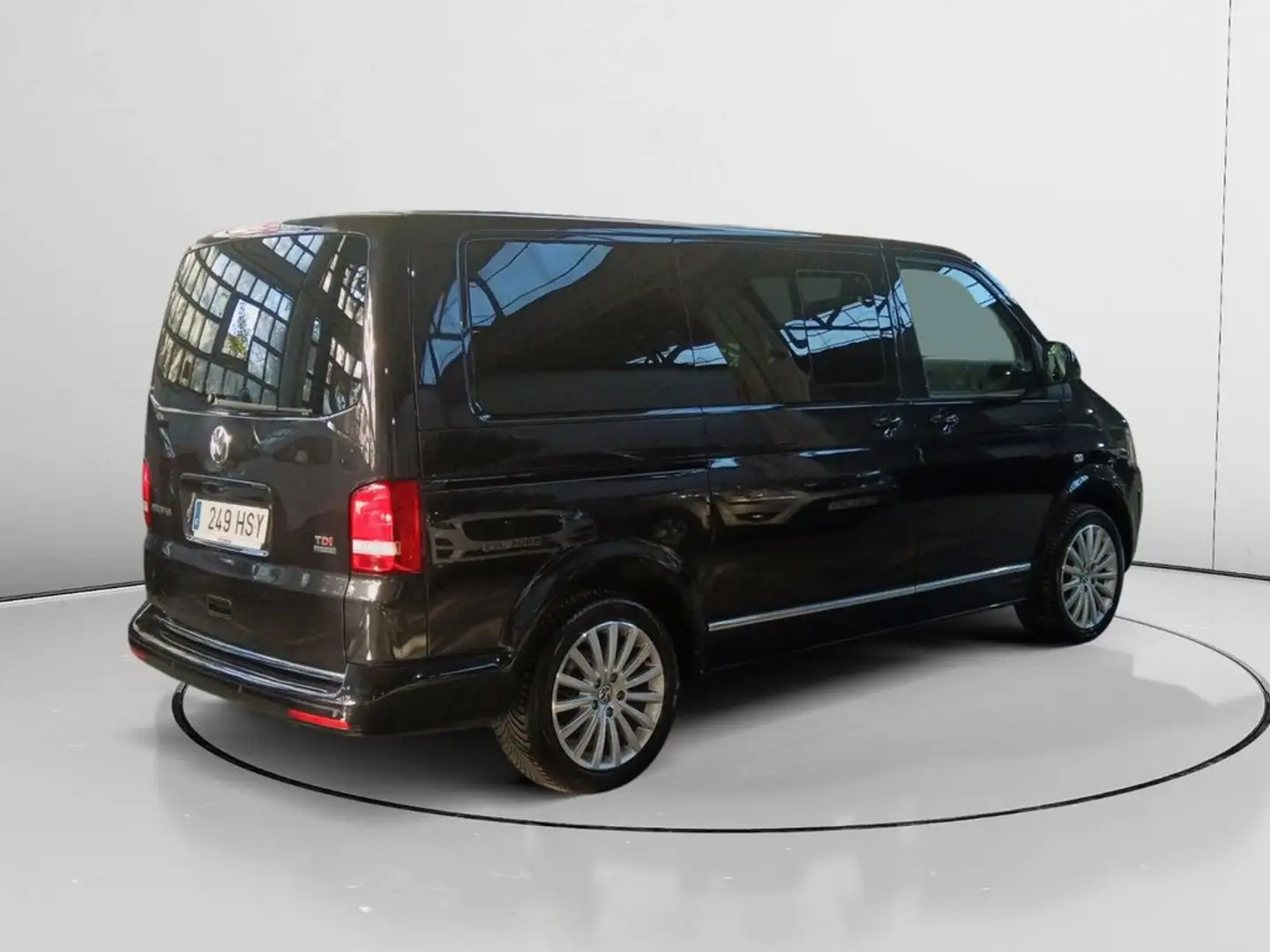 Volkswagen Transporter Multivan Highline Negro - 2