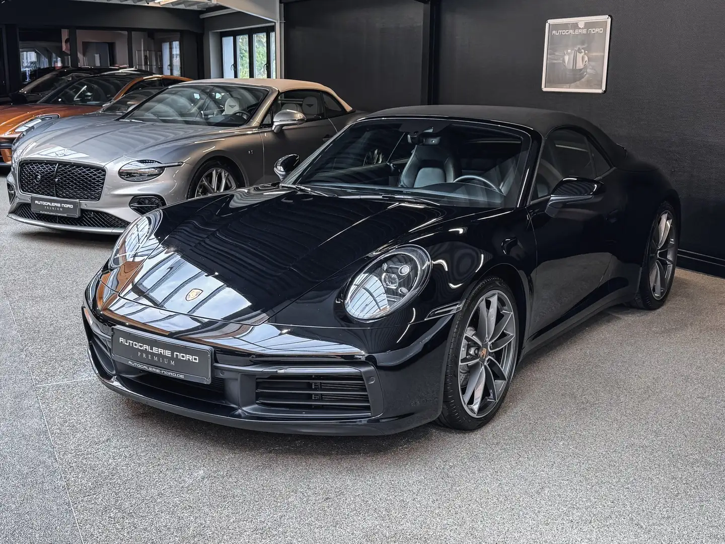 Porsche 992 911 992 Carrera Cabriolet 4 Bose+14Wege+DAB+Spur Zwart - 2