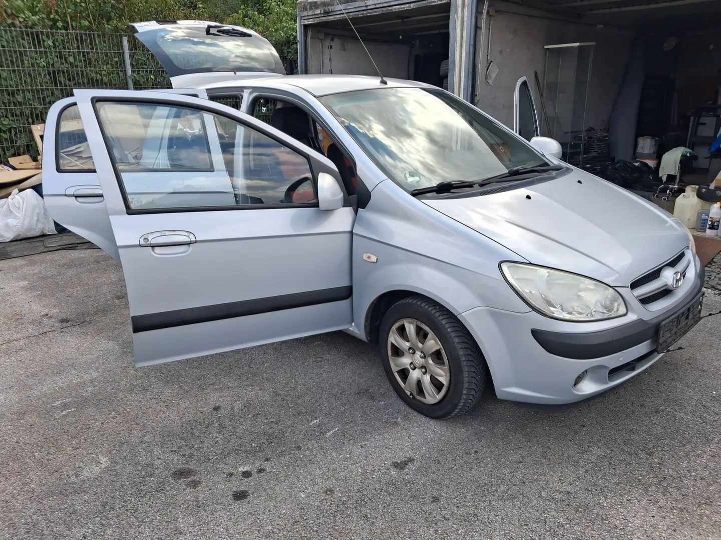 Hyundai Getz Getz 5-Türer 1.4 GLS Grau - 1