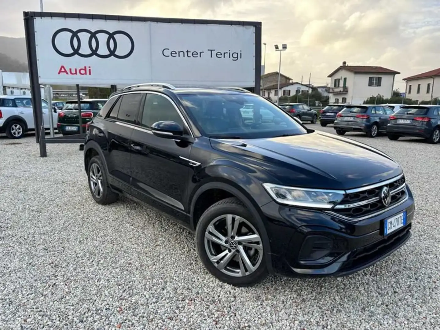 Volkswagen T-Roc 1.5 TSI ACT DSG R-Line Nero - 1