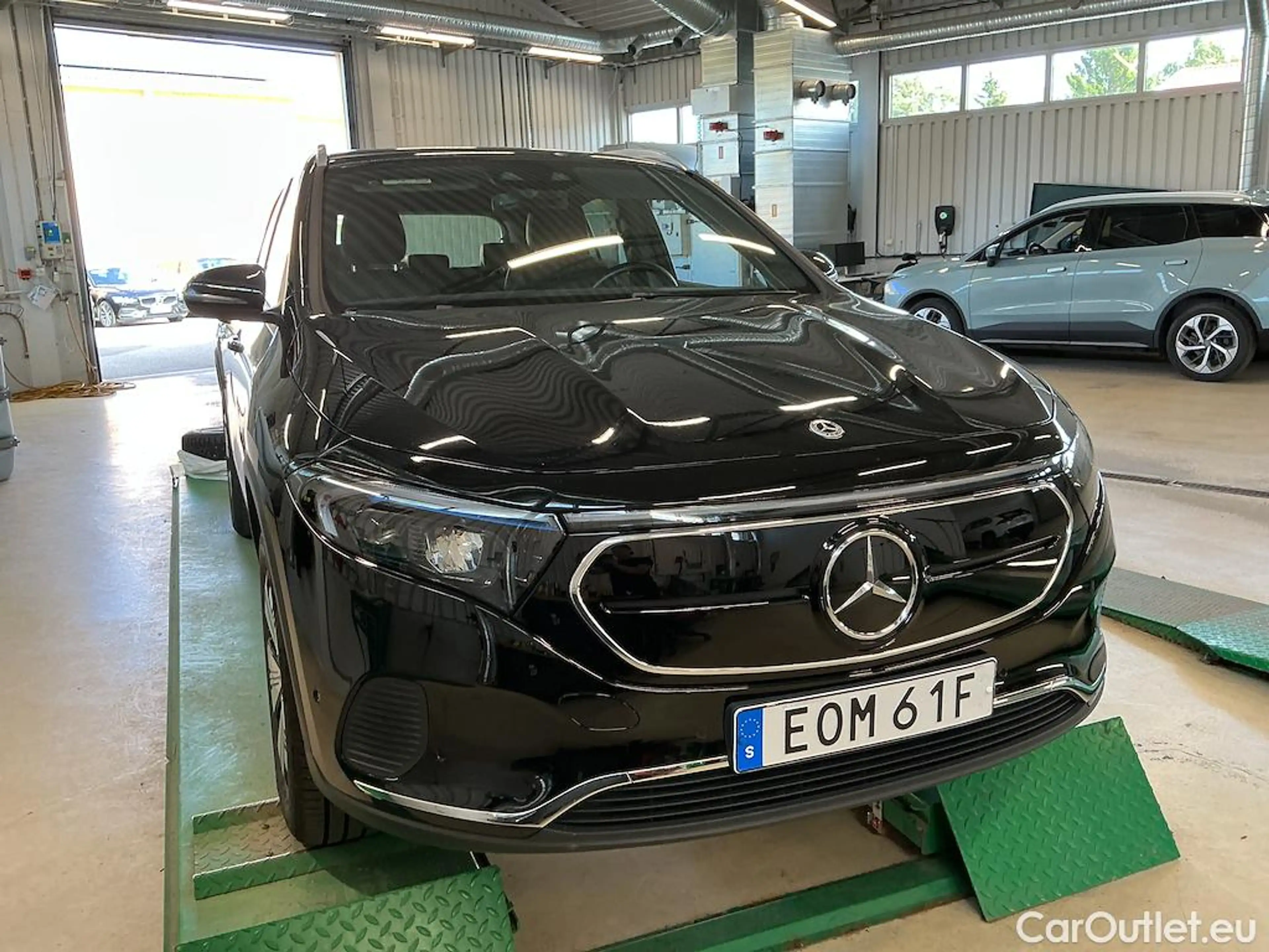 Mercedes-Benz EQA 250 190hk — photo 2