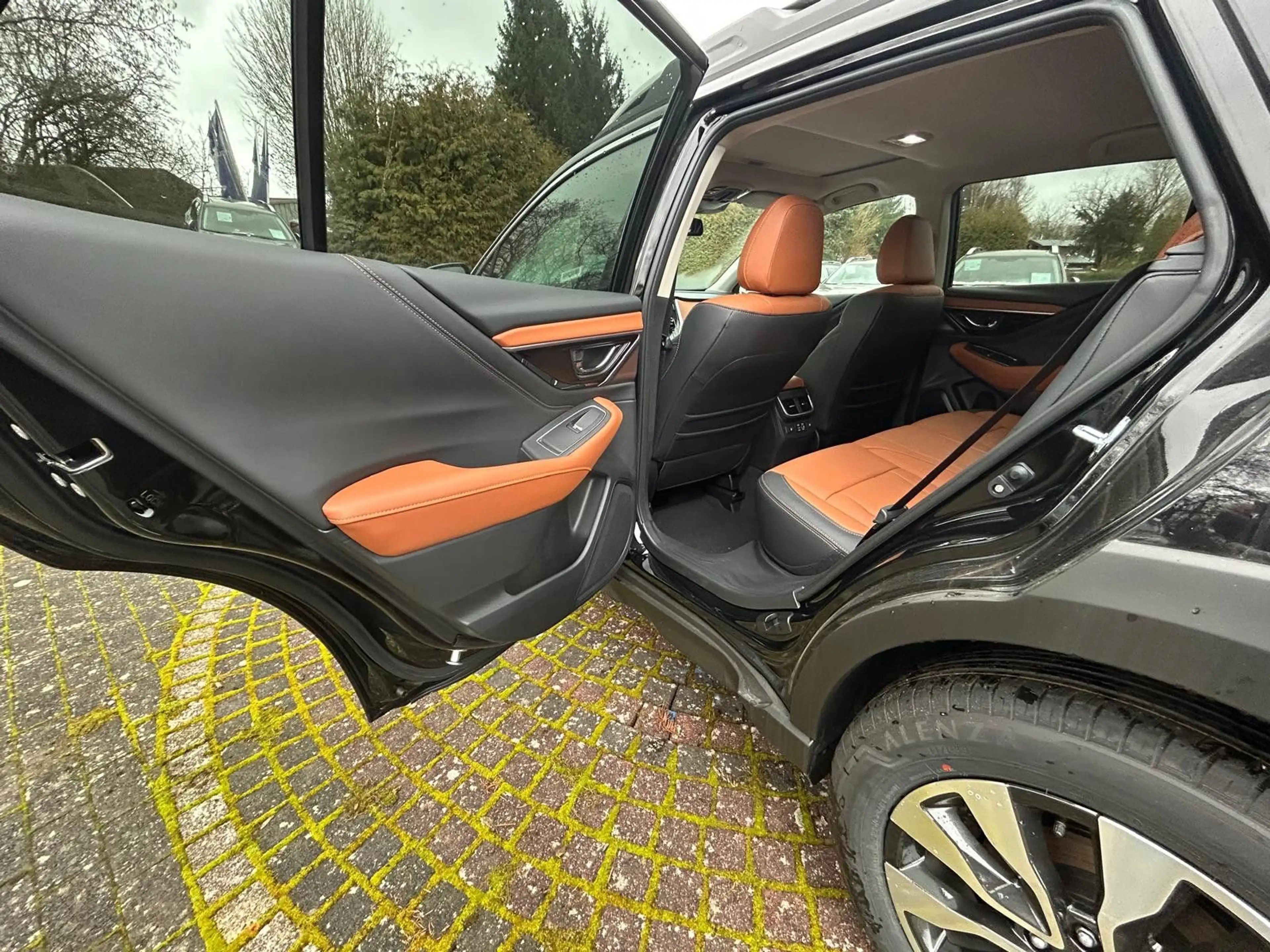 Subaru OUTBACK 2.5i Platinum Lineartronic Modell 2025 — photo 10