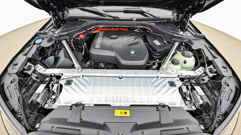 BMW X3 xDrive 30e — photo 9