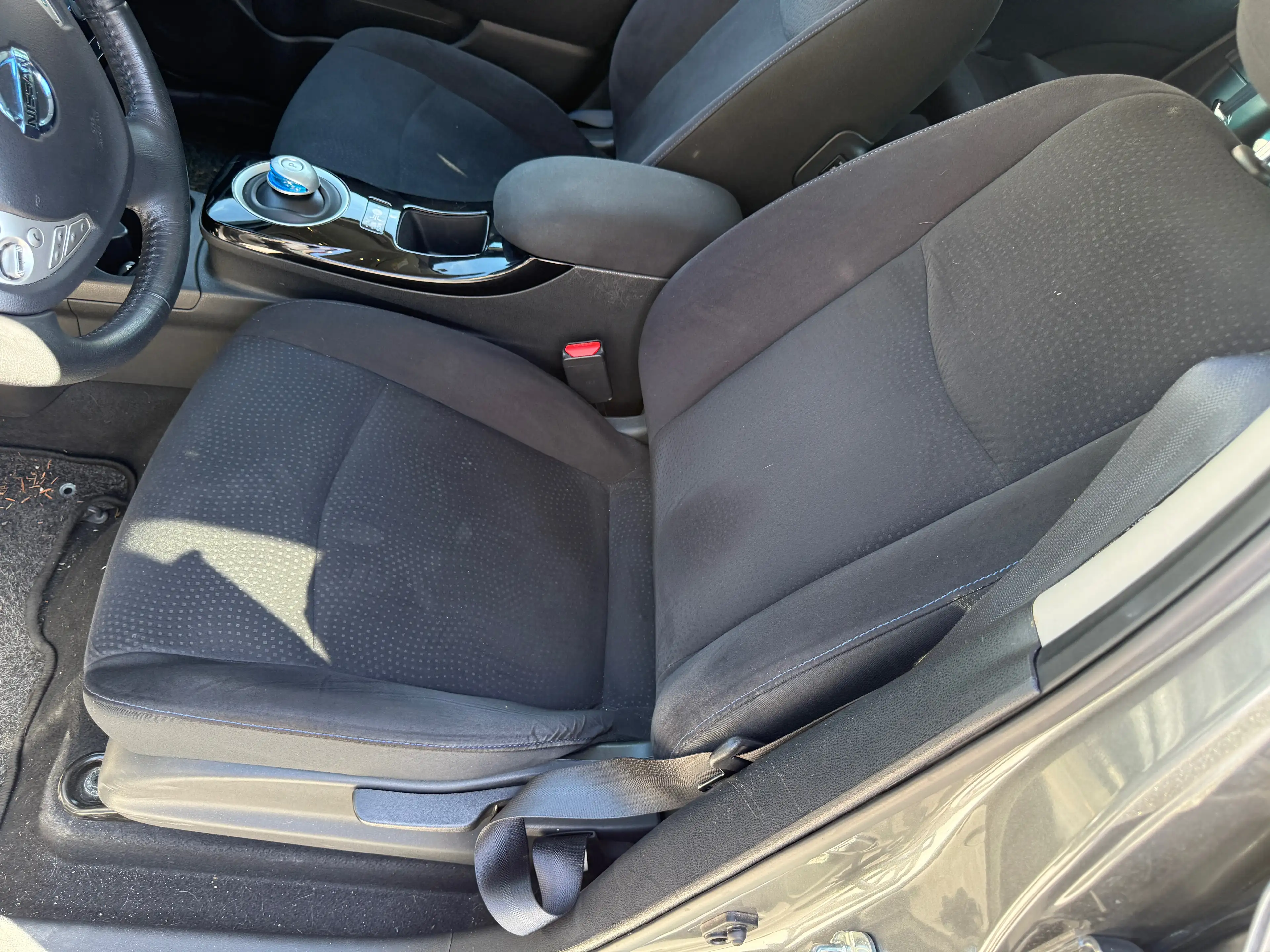 Nissan Leaf Leaf 30 kWh (mit Batterie) Visia — photo 6