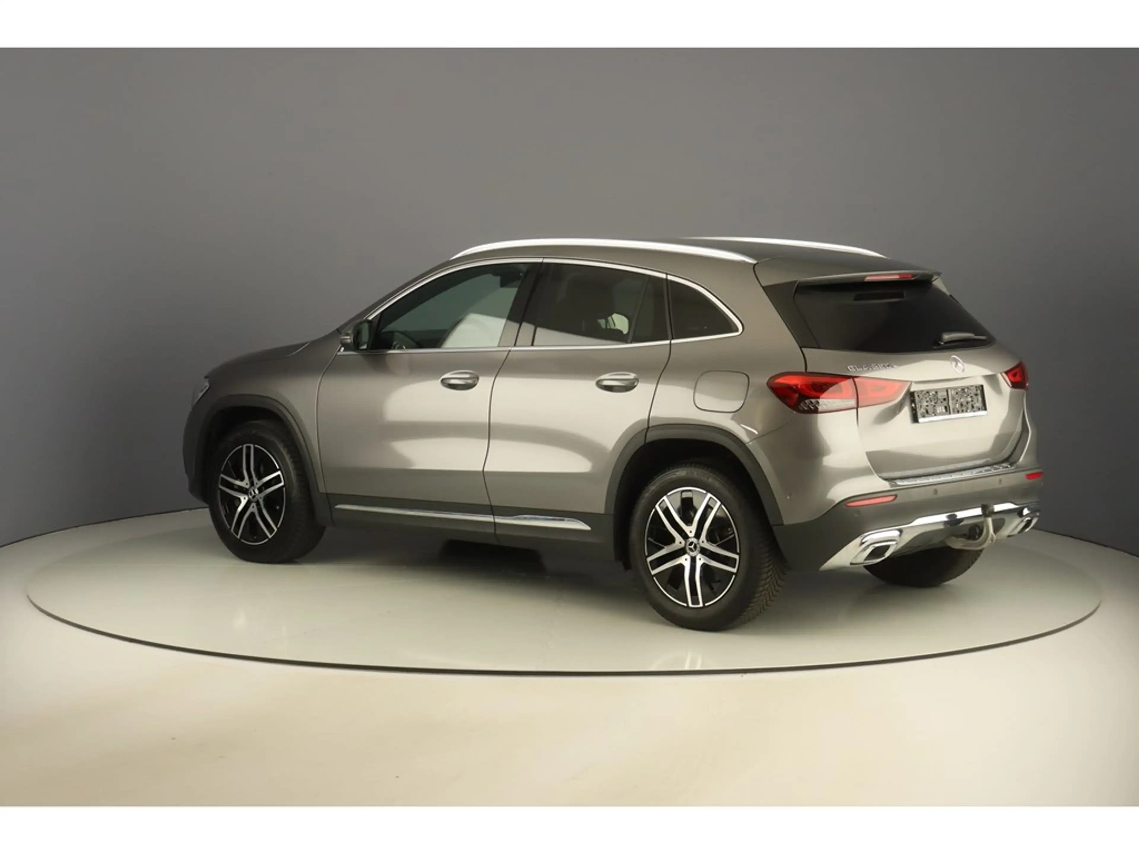Mercedes-Benz GLA 250 e 218pk Luxury Pack Business — photo 3
