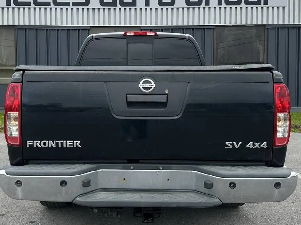 Nissan Frontier снимка Nissan Frontier