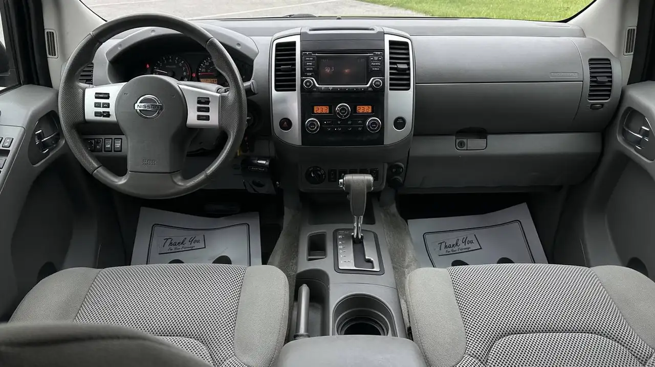 Nissan Frontier снимка Nissan Frontier