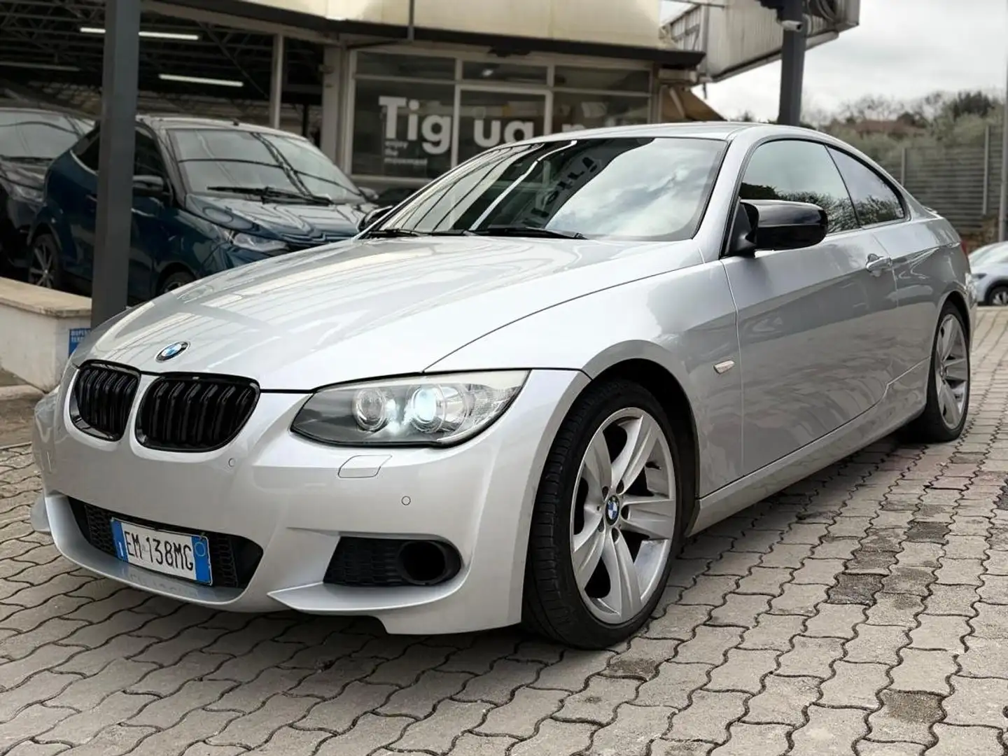 BMW 320 Serie 3 E92 Coupe 320d Coupe Futura 184cv Silber - 1