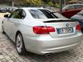 BMW 320 Serie 3 E92 Coupe 320d Coupe Futura 184cv Silber - thumbnail 3