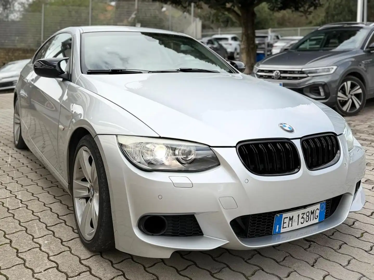 BMW 320 Serie 3 E92 Coupe 320d Coupe Futura 184cv Silber - 2