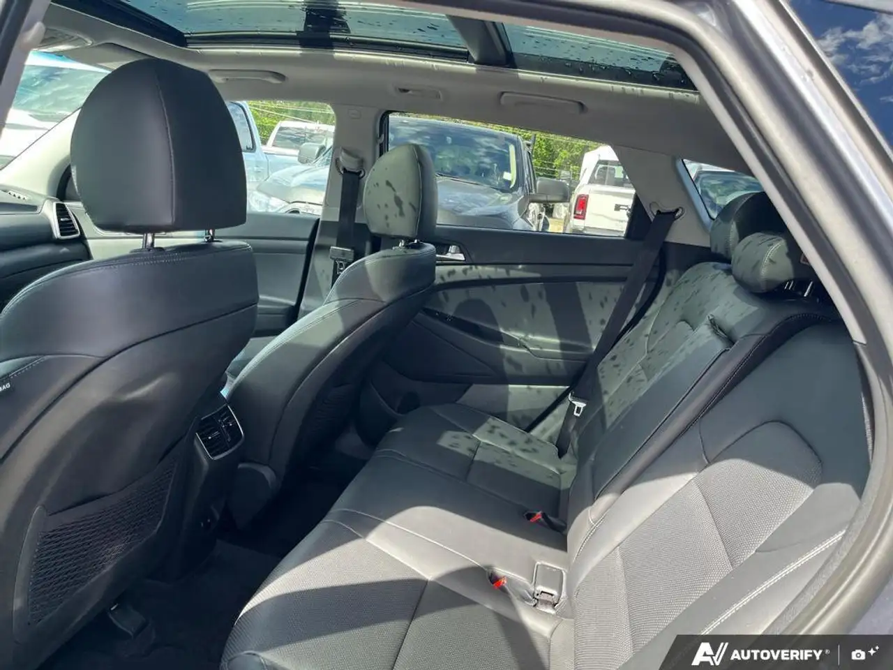 Hyundai TUCSON снимка Hyundai TUCSON
