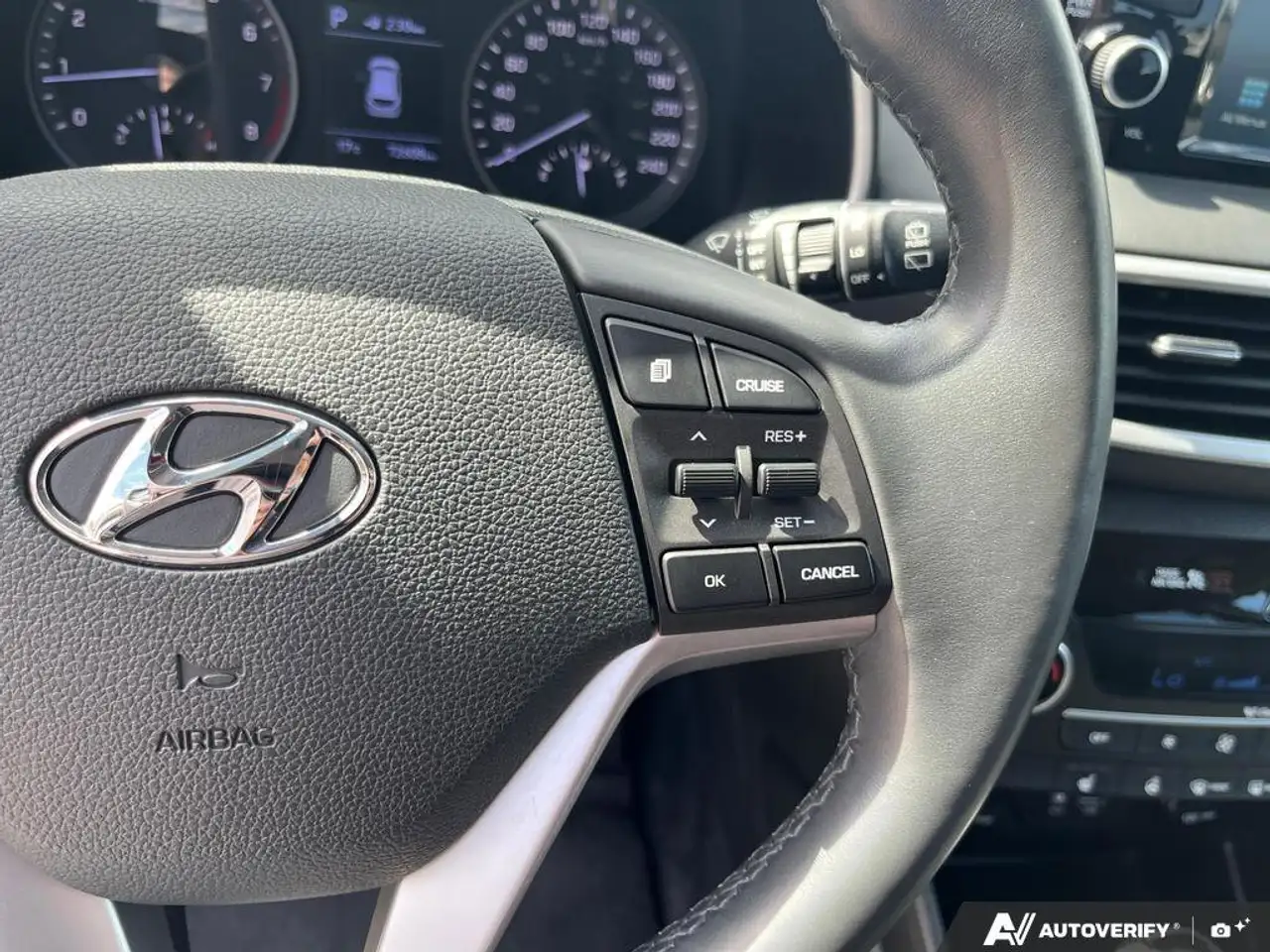 Hyundai TUCSON снимка Hyundai TUCSON