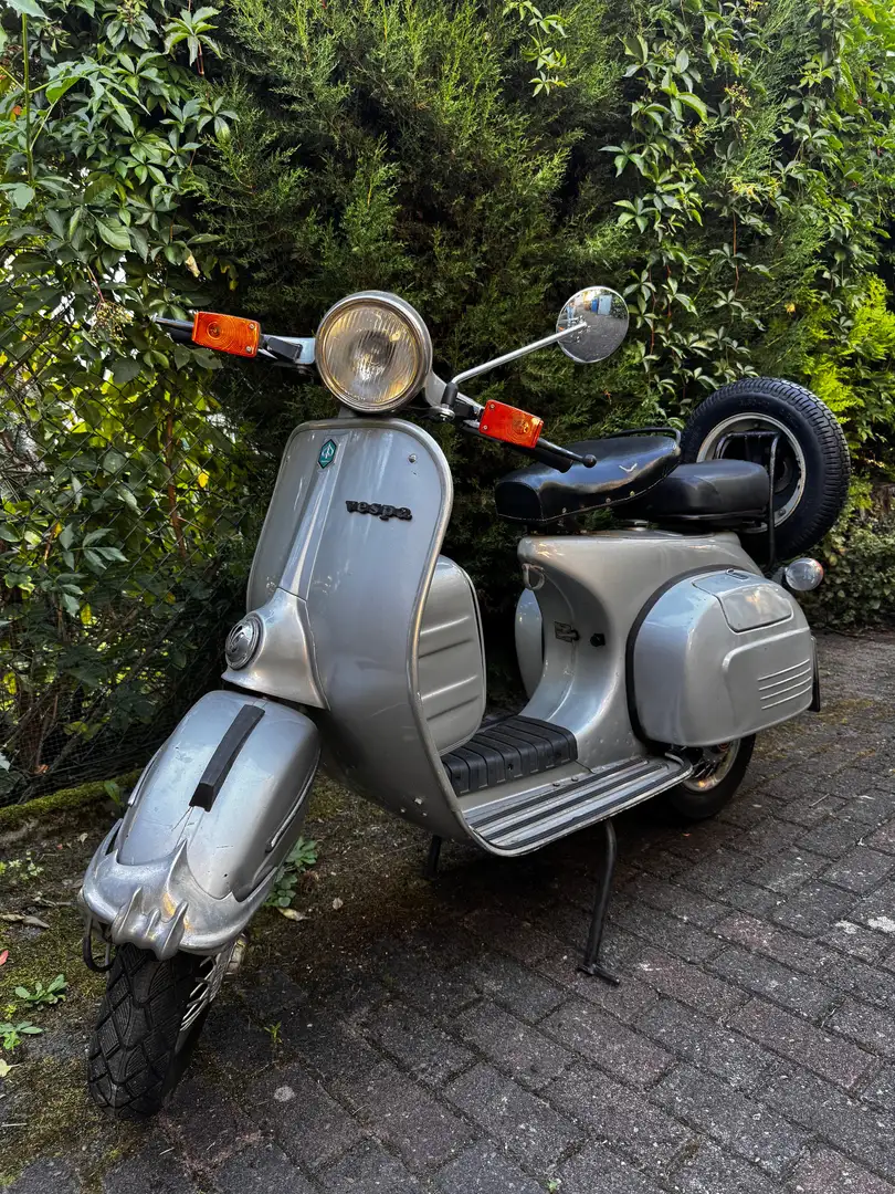 Vespa 150 Bajaj Chetak Srebrny - 1